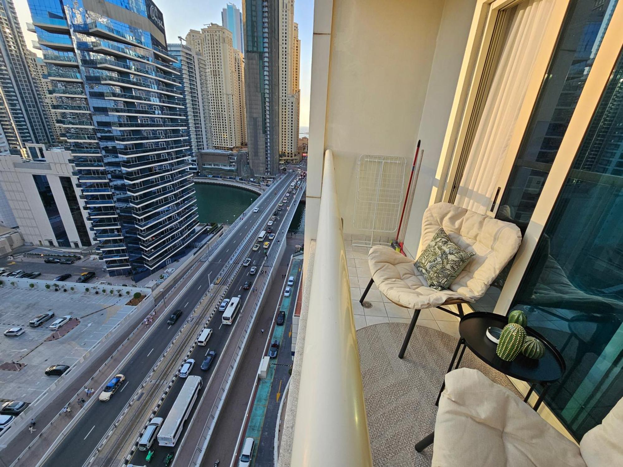 Cozy - Marina - 5 Min To And Metro