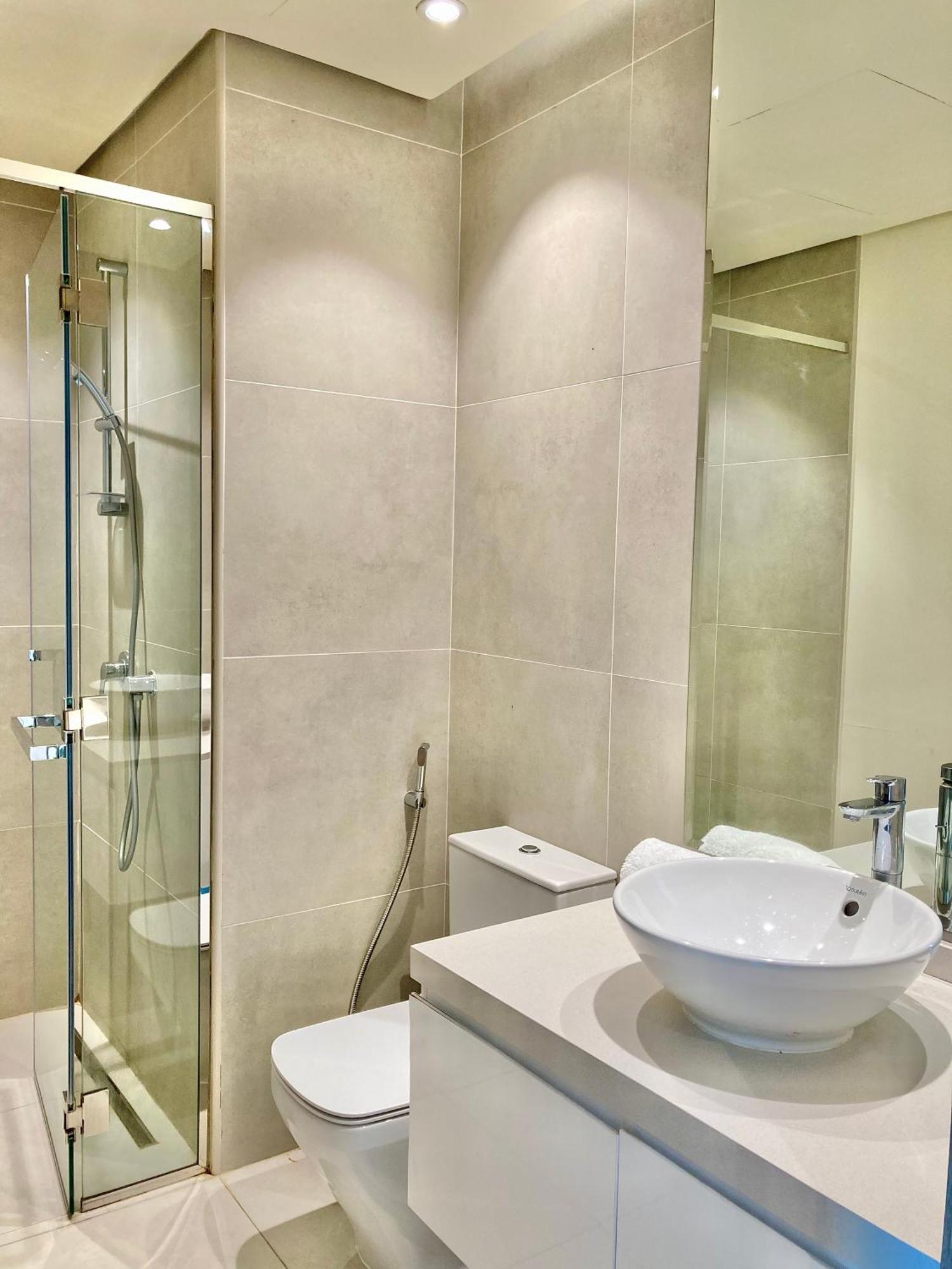 Western One For Rent In Marina Dubai