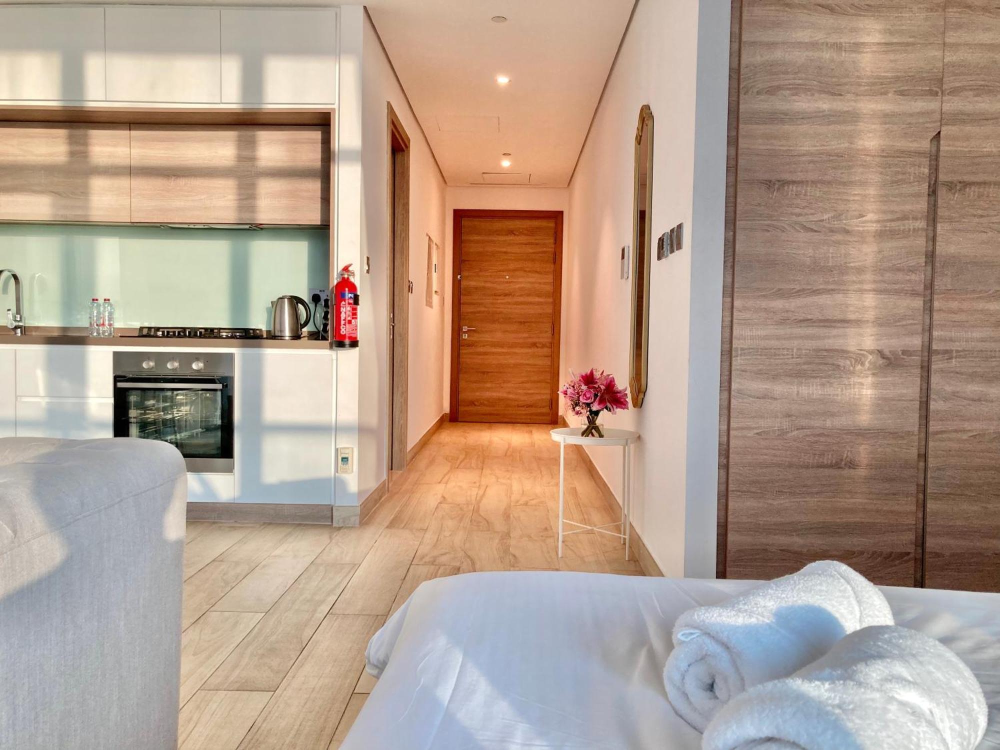 Western One For Rent In Marina Apartment Dubai