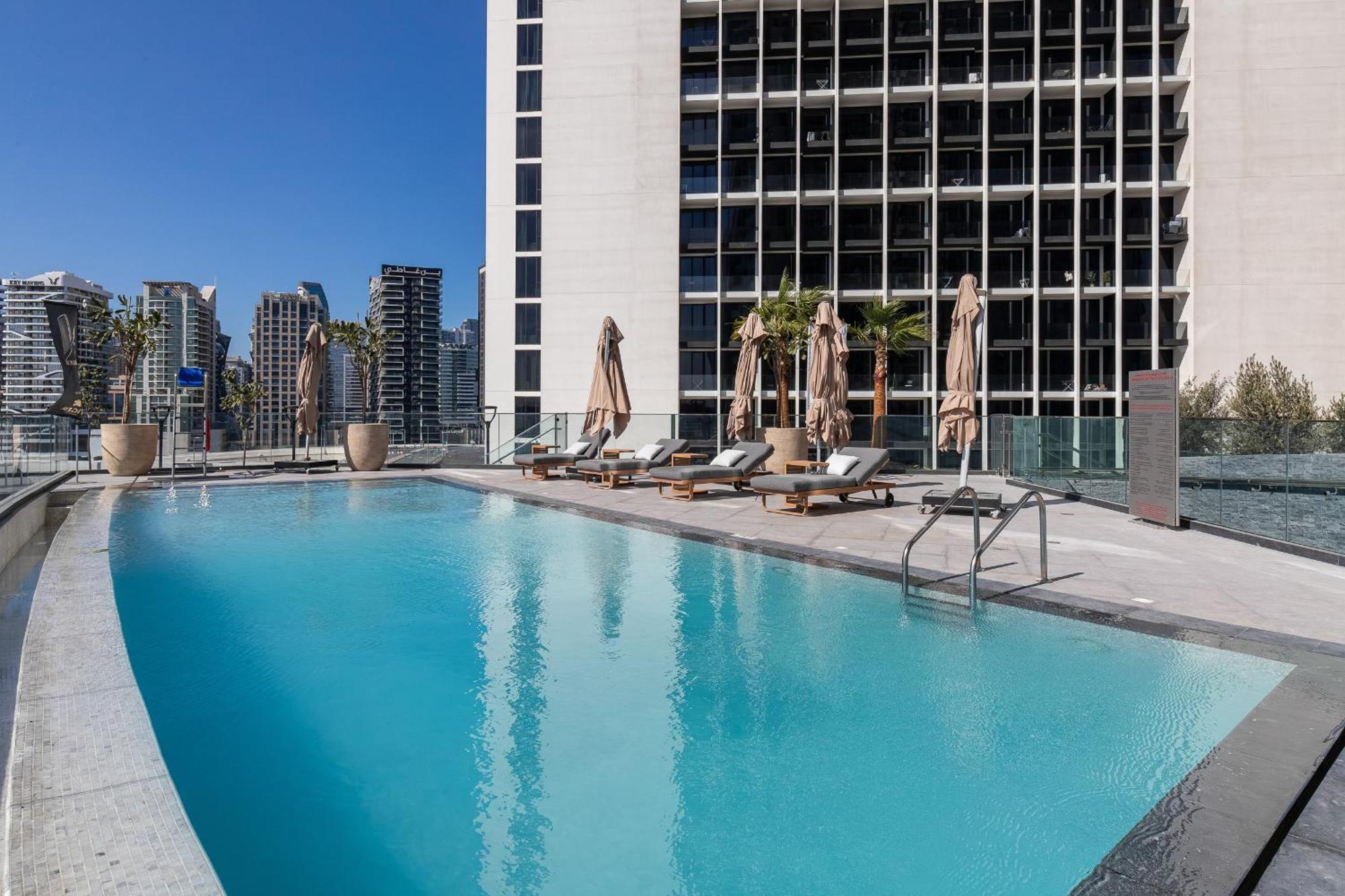 Simply Comfort At Nobles Tower Luxury Burj View Dubai