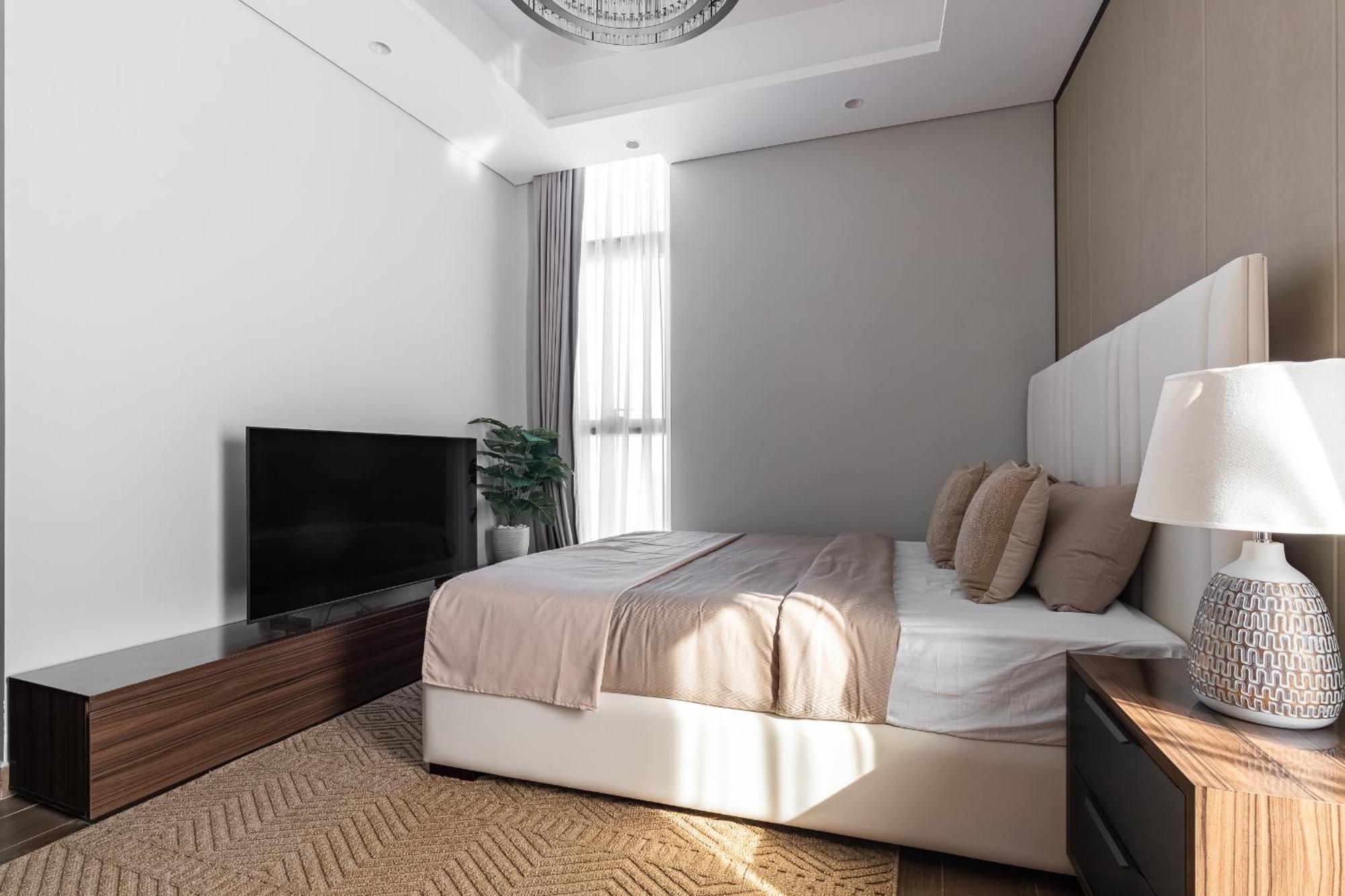 Simply Comfort At Nobles Tower Luxury Burj View Apartment *