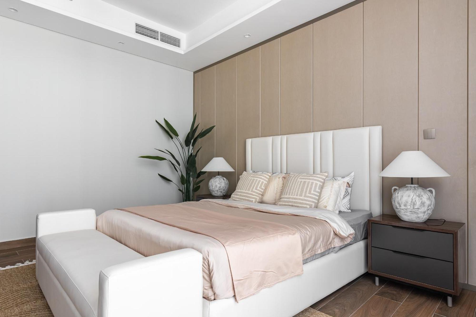 Simply Comfort At Nobles Tower Luxury Burj View *