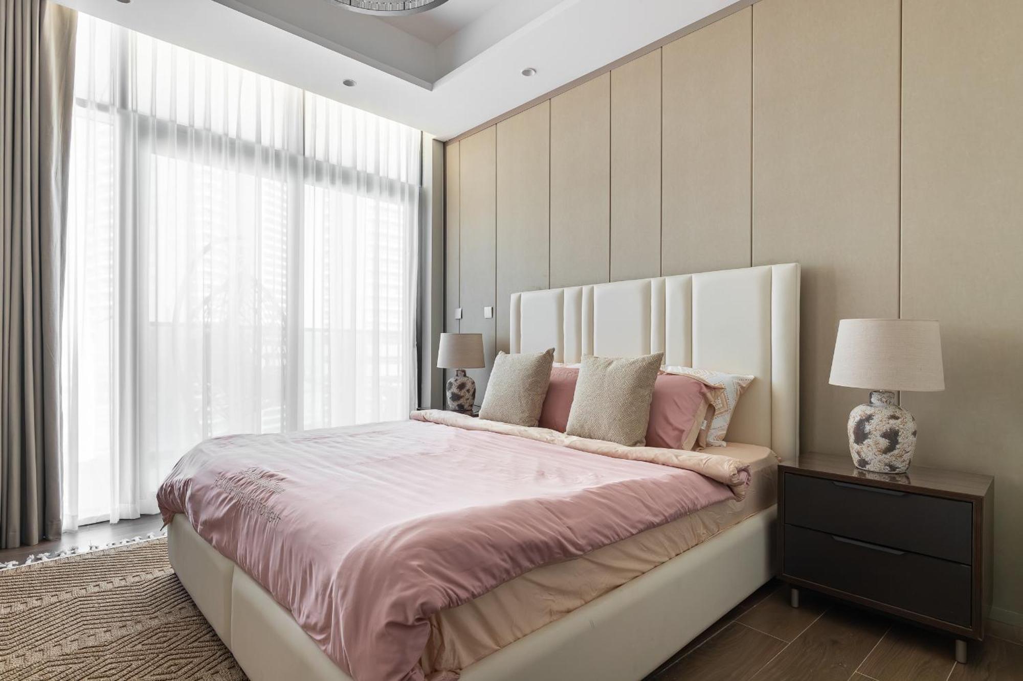 Simply Comfort At Nobles Tower Luxury Burj View * Dubai