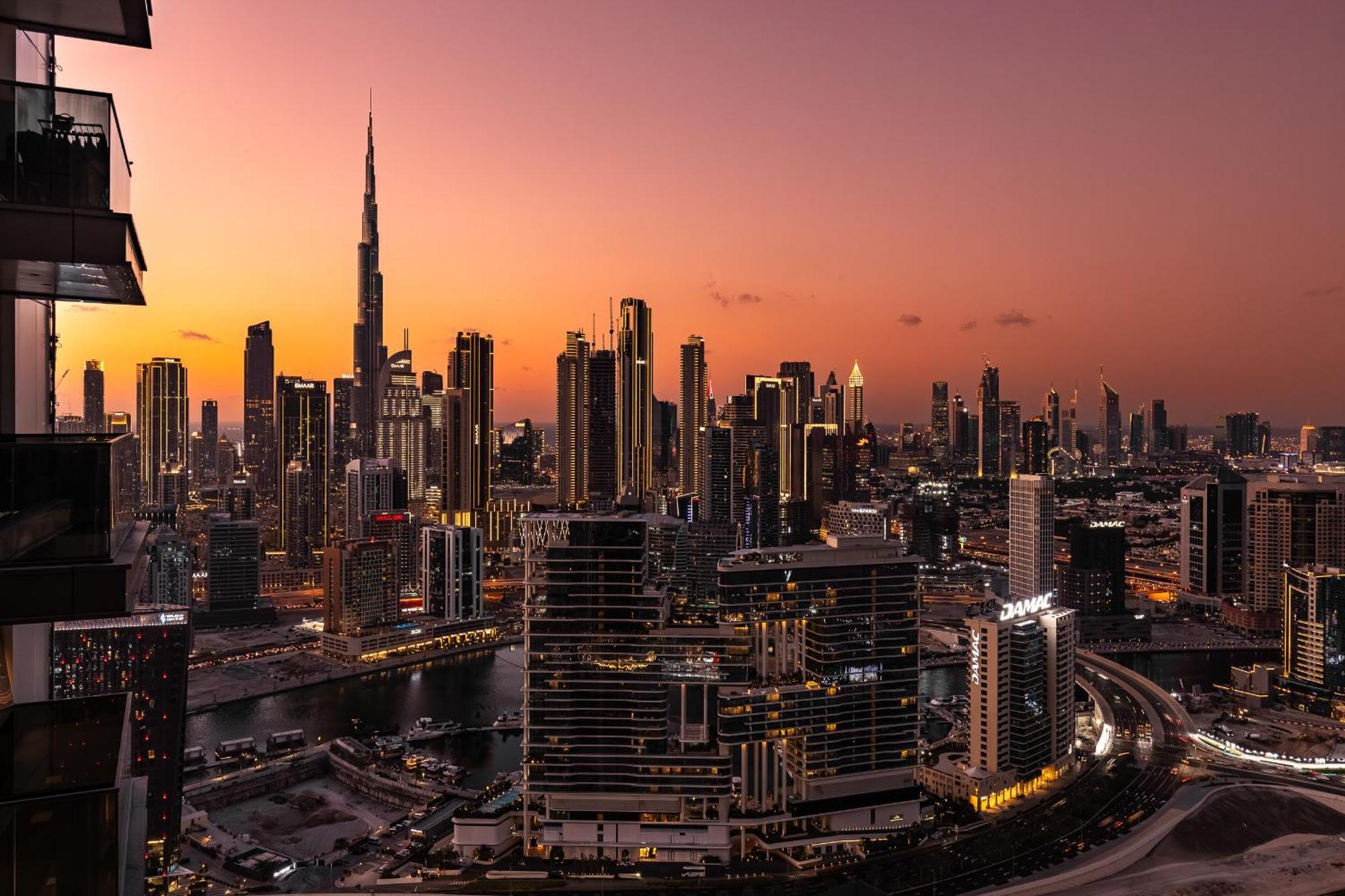 Simply Comfort At Nobles Tower Luxury Burj View Apartment *