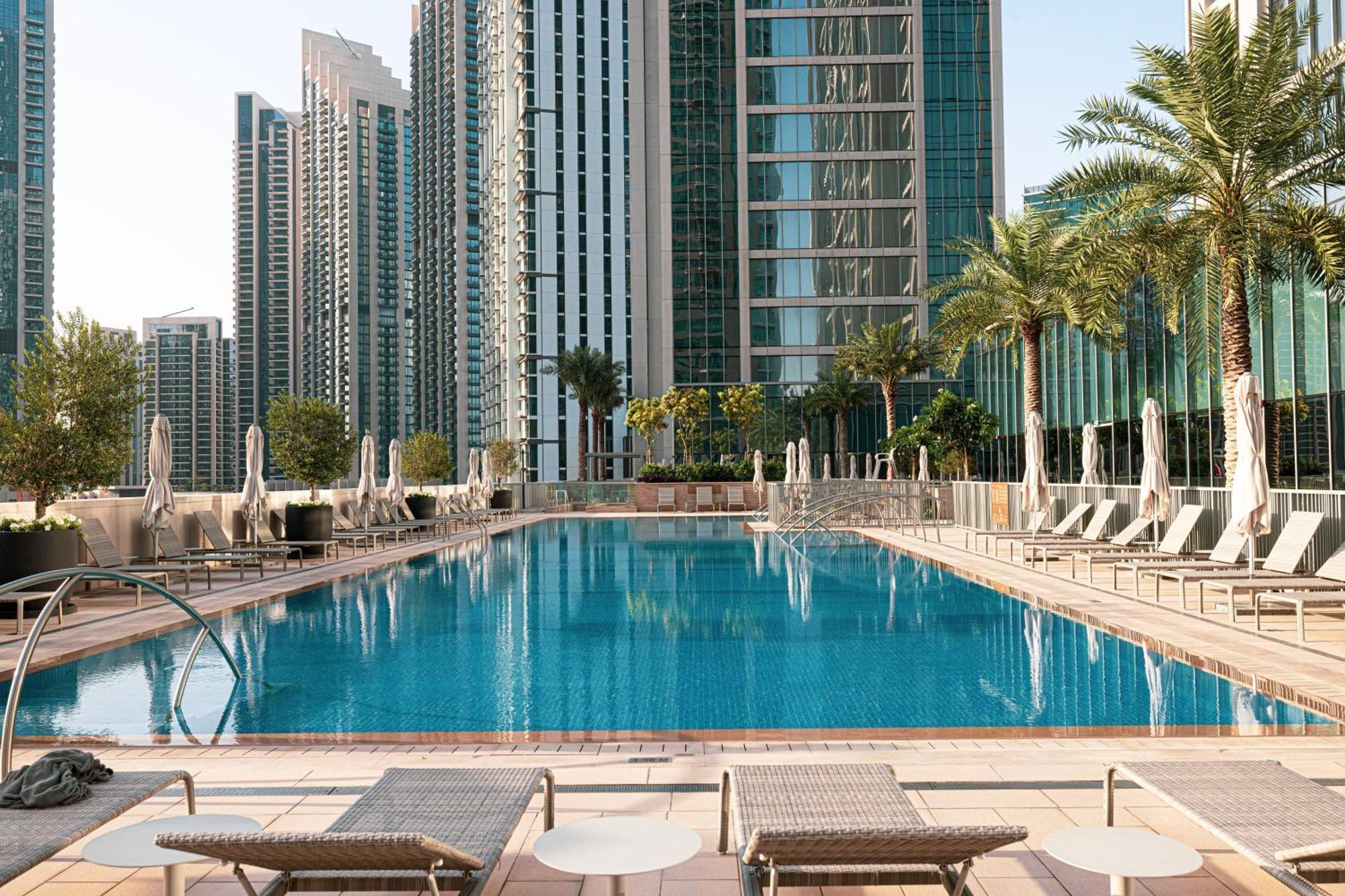 Luxe - 2br - Sea & View - 5 Min To Mall Apartment *