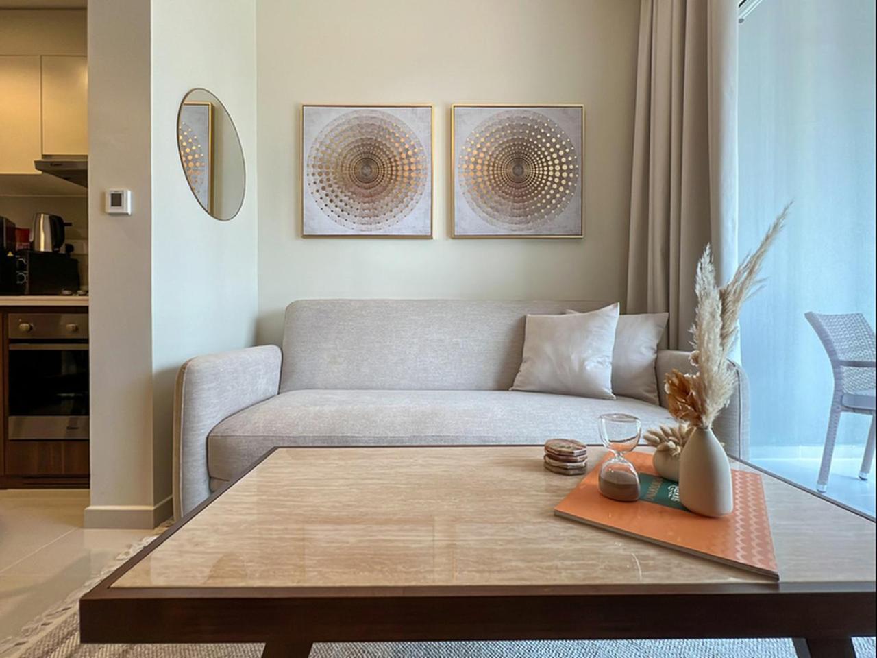 Keyrock Living - 1br At Reva With View *