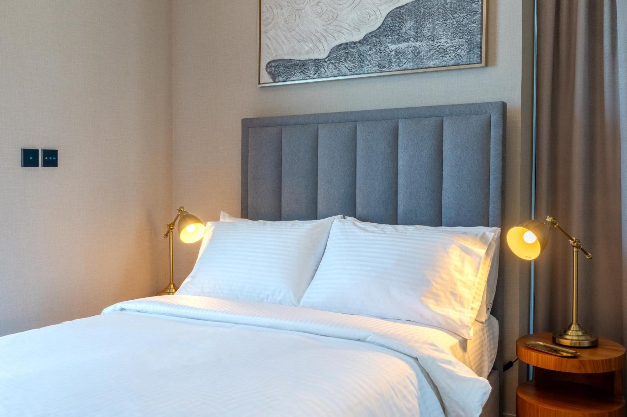 Keyrock Living - Binghatti Canal Luxury Haven * Dubai