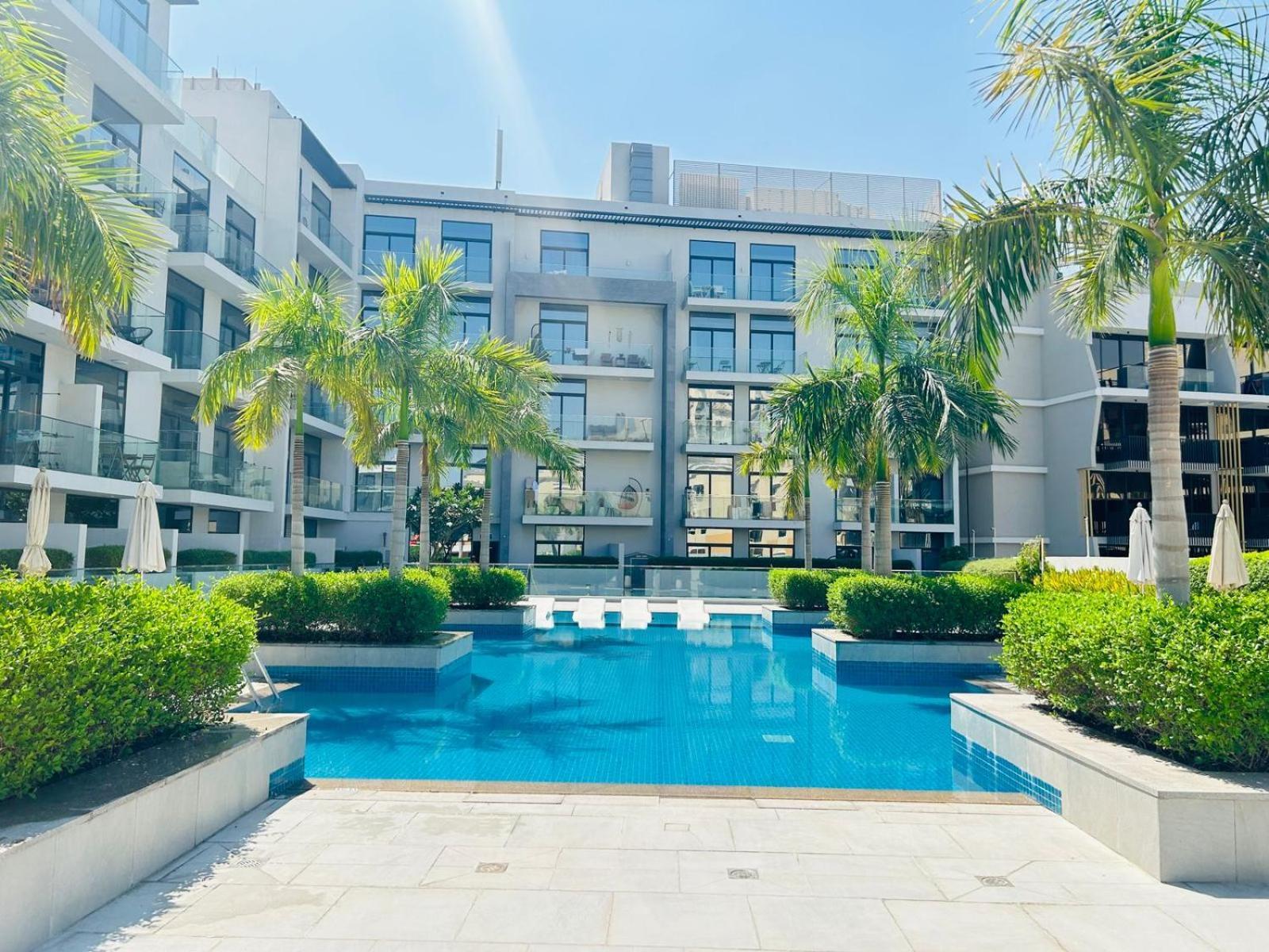 Apartment Stylish 1 Bedroom In Jvc Close To Mall 29 Mins To Trade Fair