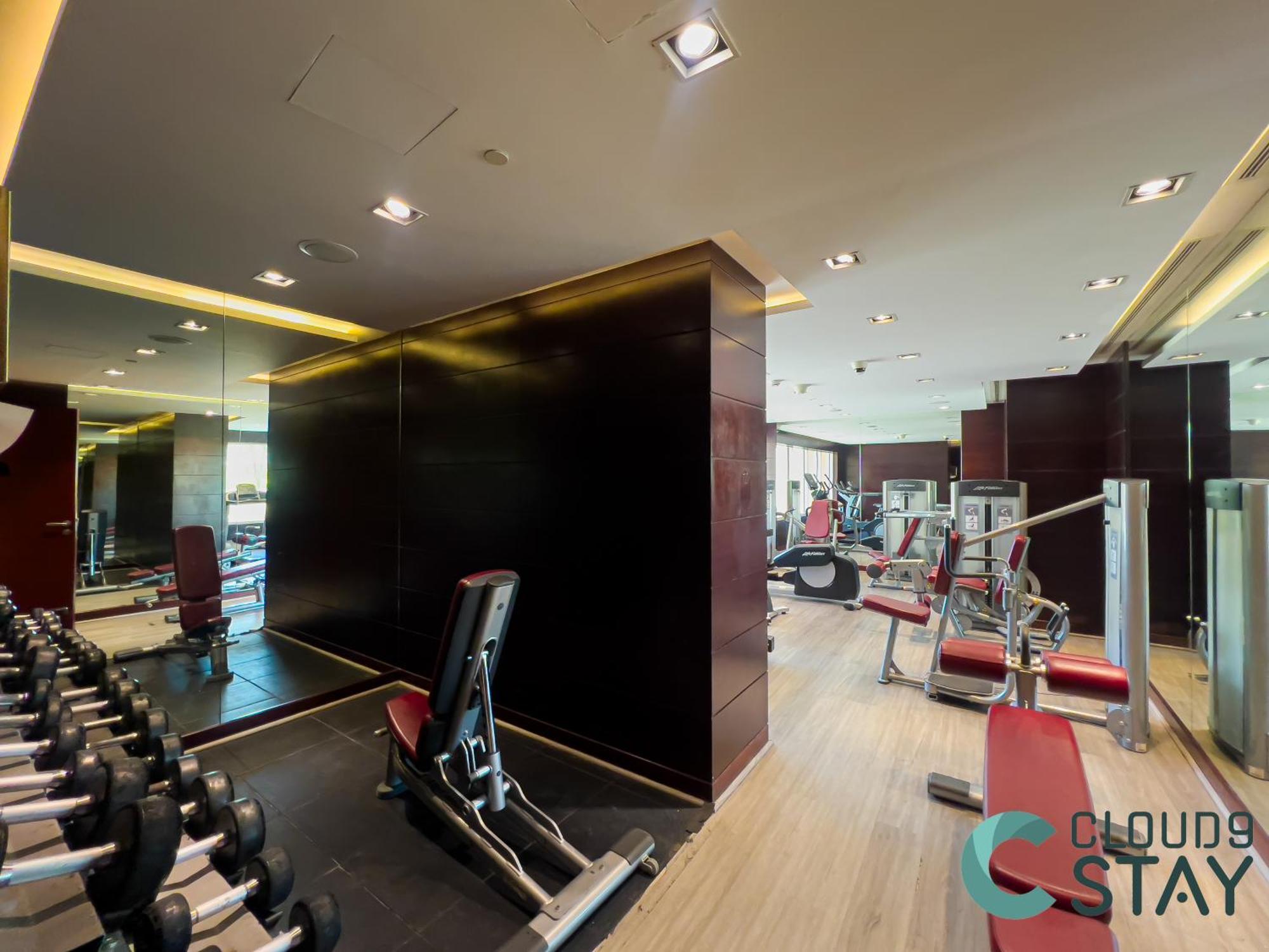 Apartment Cloud 9 - Damac Ghalia Tower *