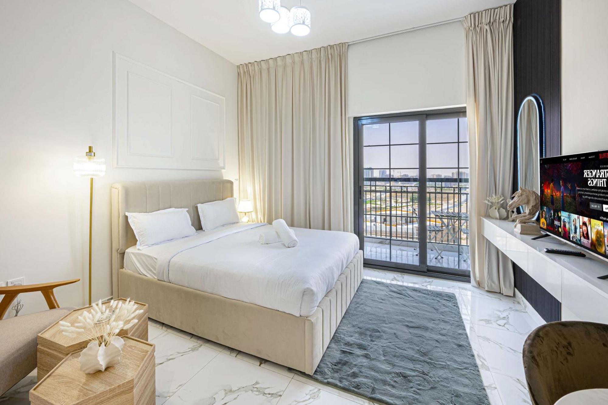 Stylish With Amenities In Du *