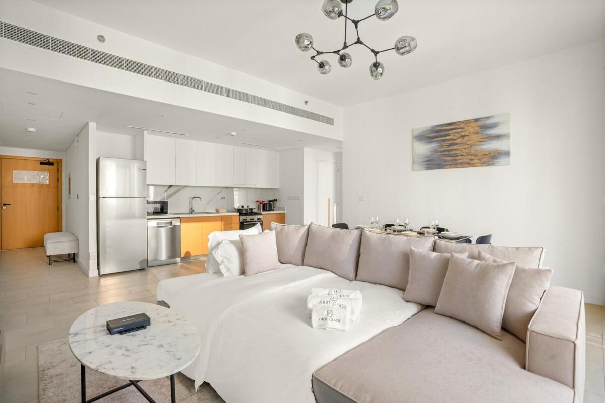 Apartment First Class 1br Luxury Beachfront In La Vie Dubai