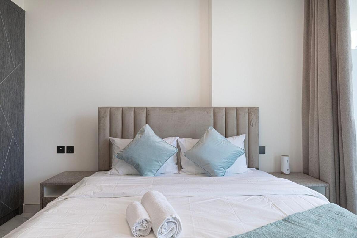 Apartment New 2br In Arjan With Private Pool *