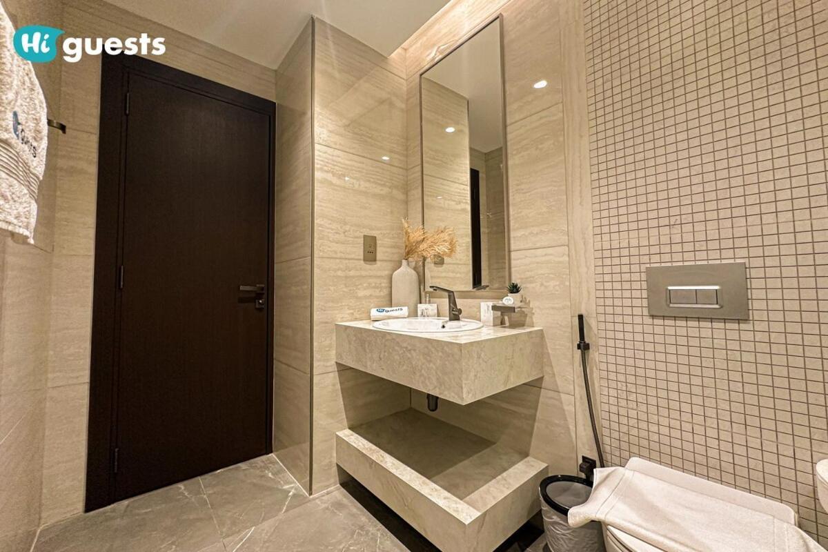 Higuests - Stylish 1br Retreat With Modern Interiors In Dubai