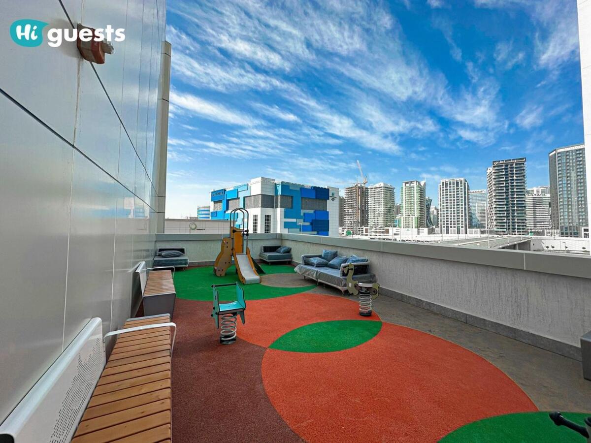 Higuests - Stylish 1br Retreat With Modern Interiors In * Dubai