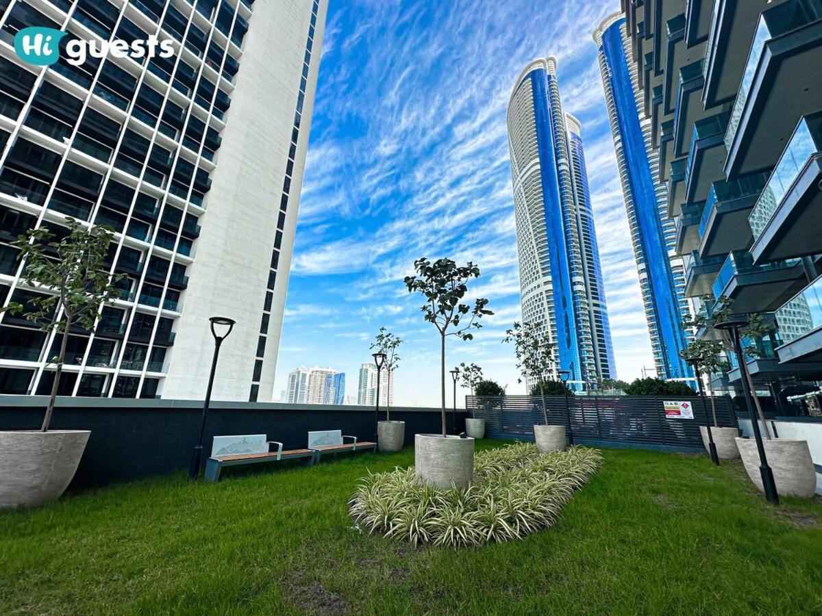 Higuests - Stylish 1br Retreat With Modern Interiors In * Dubai