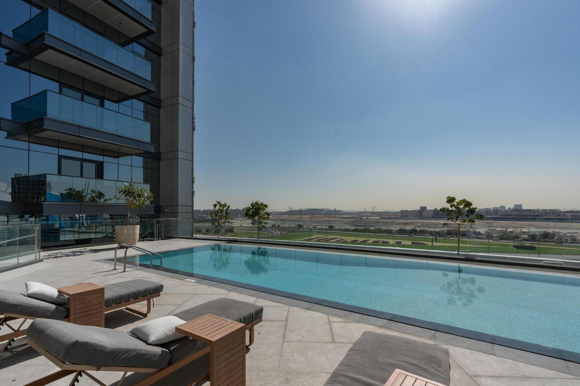Apartment Nobles Tower - Modern 2br With Stunning Views *