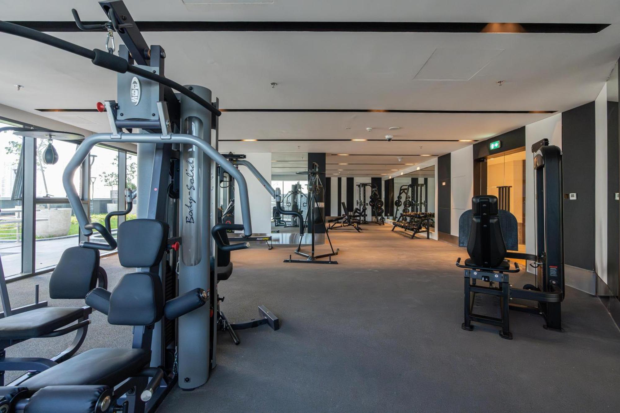 Apartment Nobles Tower - Modern 2br With Stunning Views *