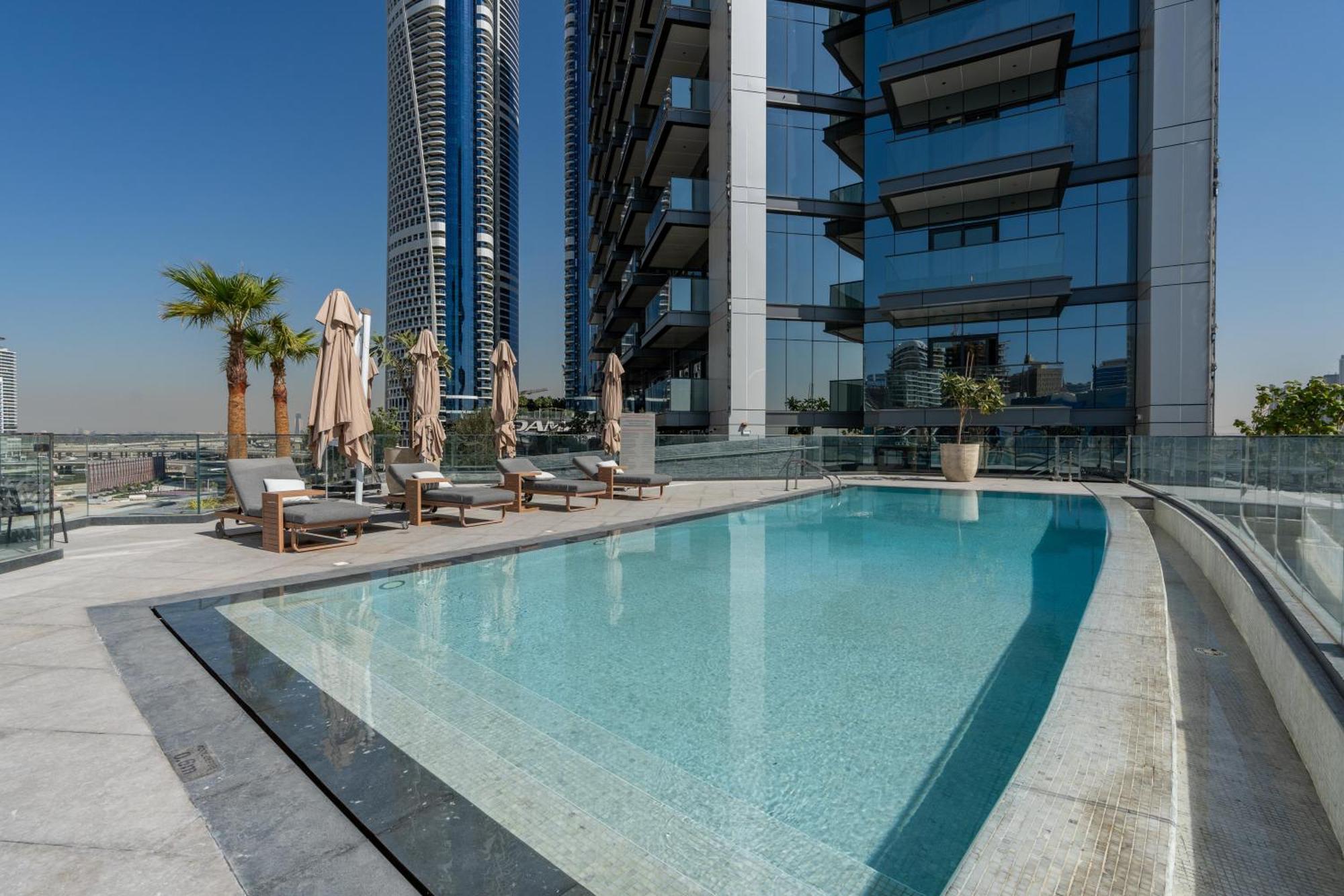 Nobles Tower - Modern 2br With Stunning Views *