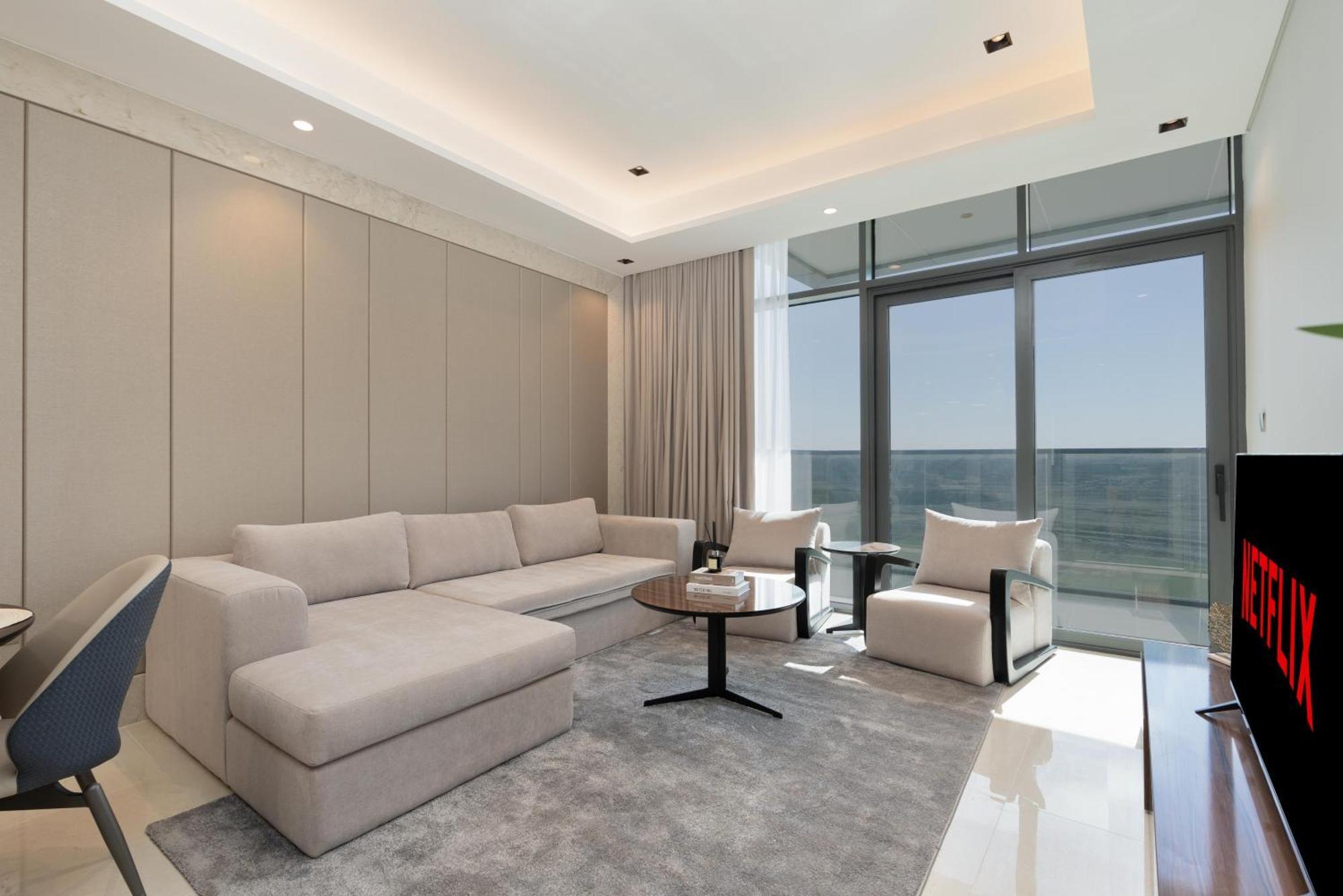 Nobles Tower - Modern 2br With Stunning Views * Dubai