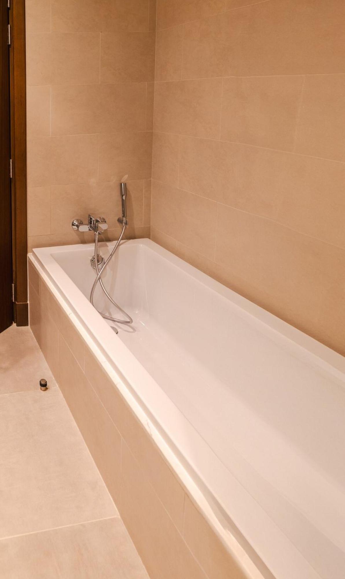 Luxury Jumeirah Canal Front Designer Sleeps4 * Dubai