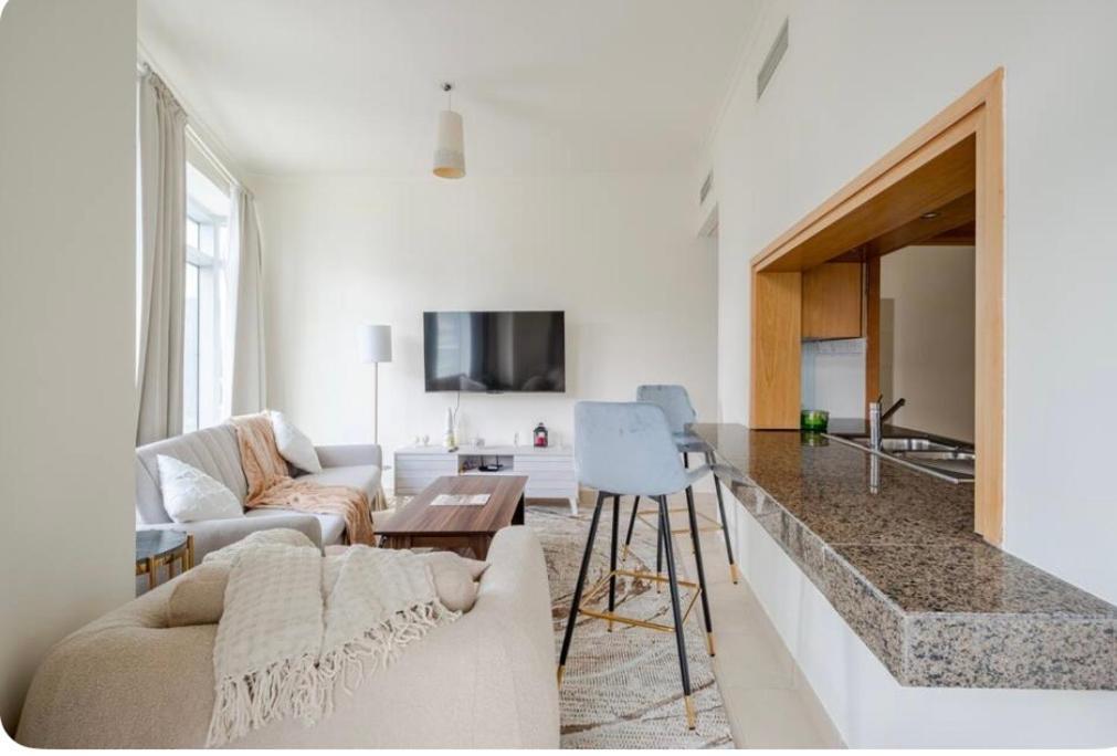Apartment Downtown 2 Bedroom Family Opposite Mall & Fountain Dubai