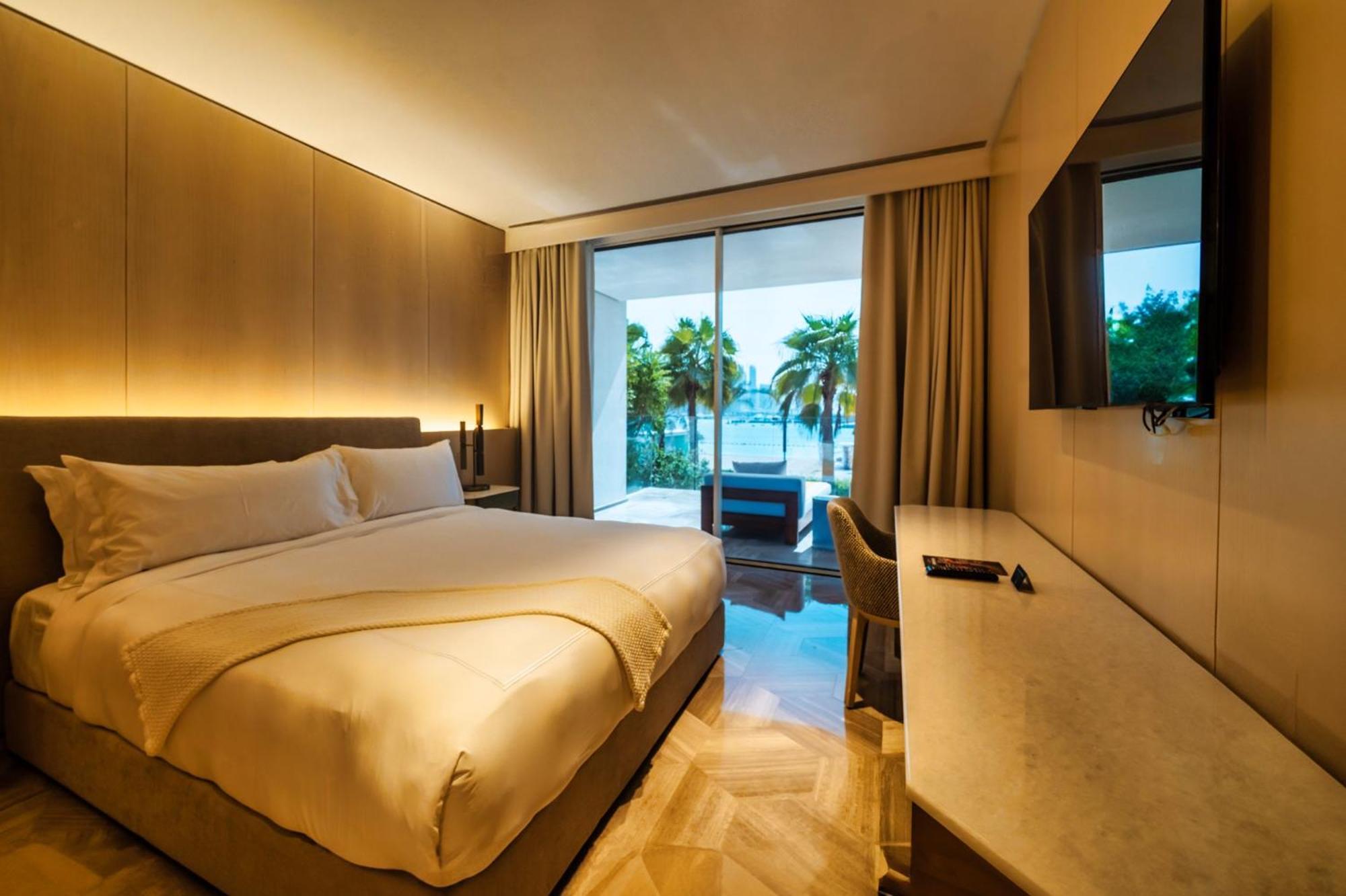 Resort Five Palm Jumeirah 5*