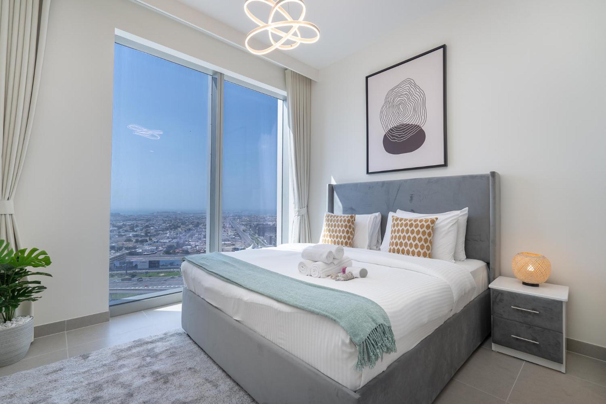 Heaven Crest - Luxury Apartment