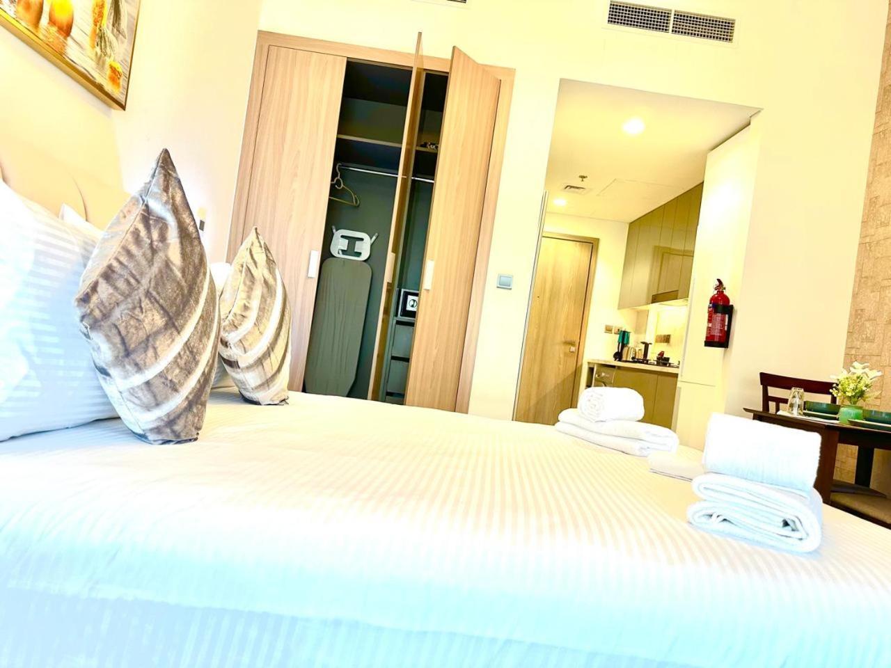 Living With Burj Khalifa Apartment