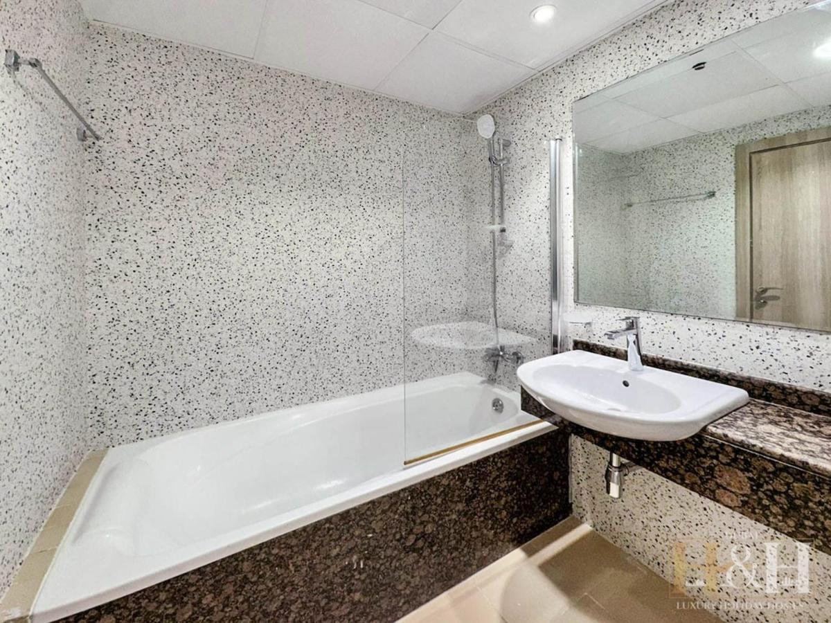 Apartment Stunning Views Of Sea, Eye & Jbrwalk