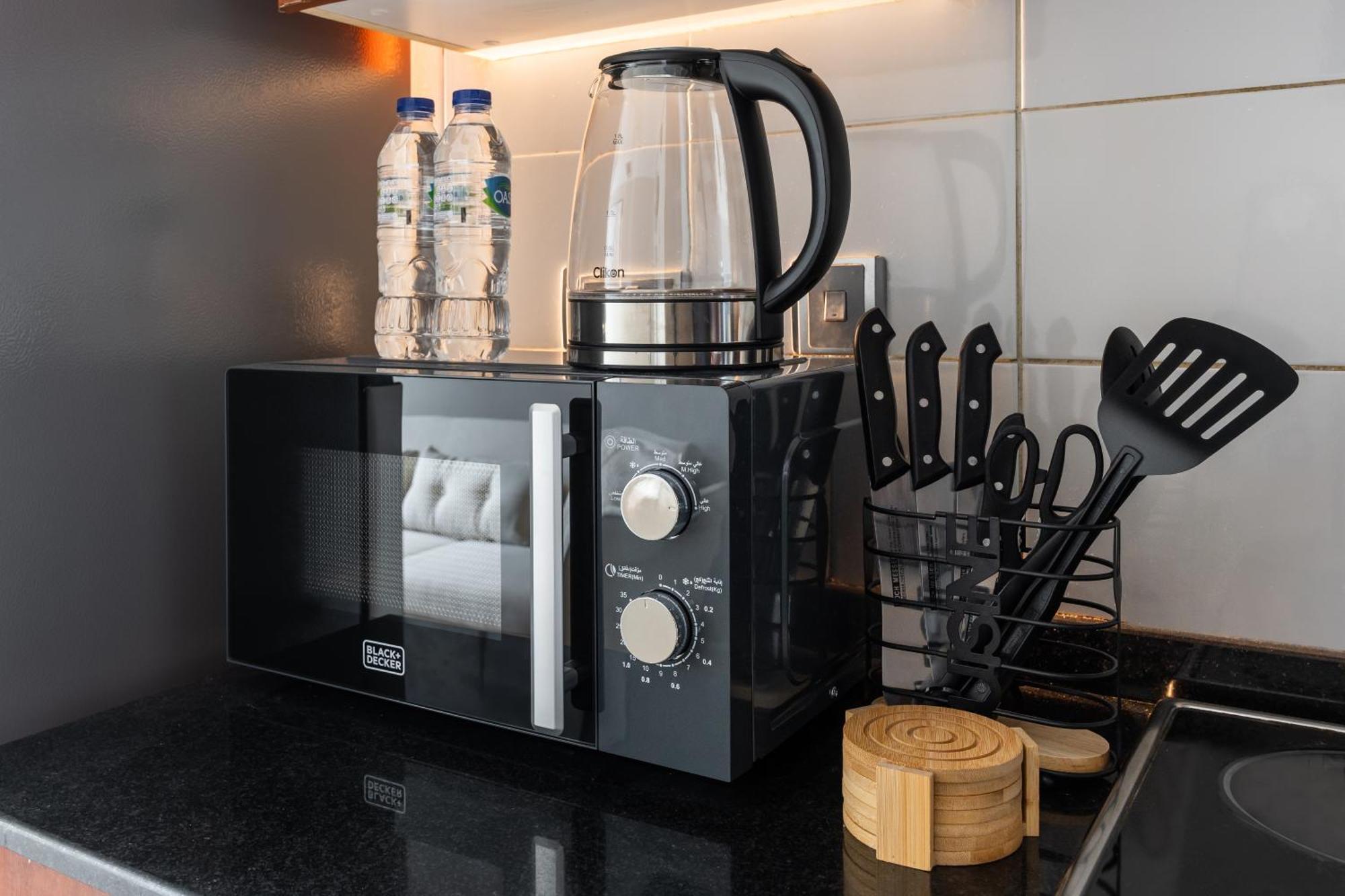 Premium In Jlt Near Metro Apartment Dubai