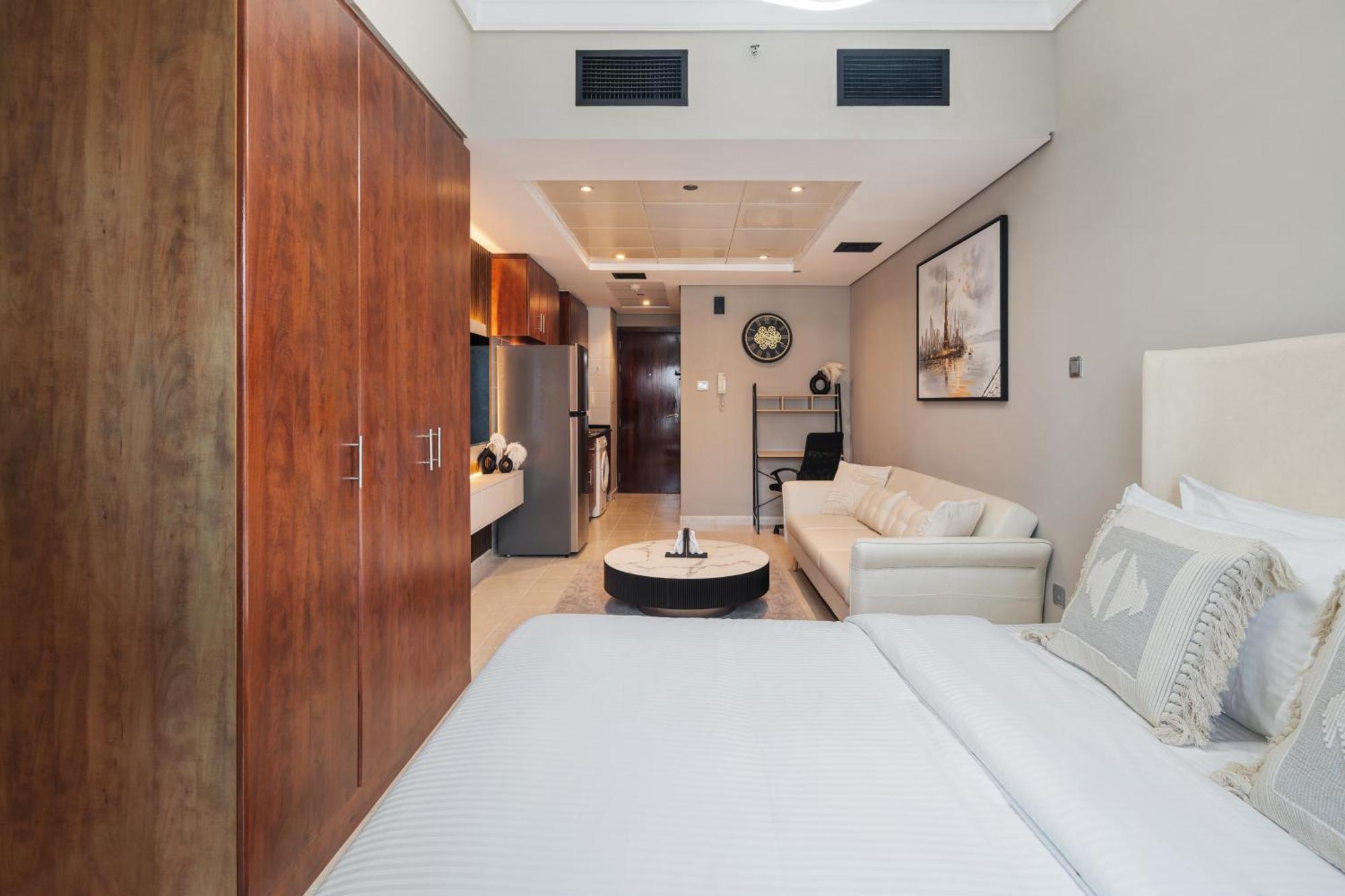 Apartment Premium In Jlt Near Metro *