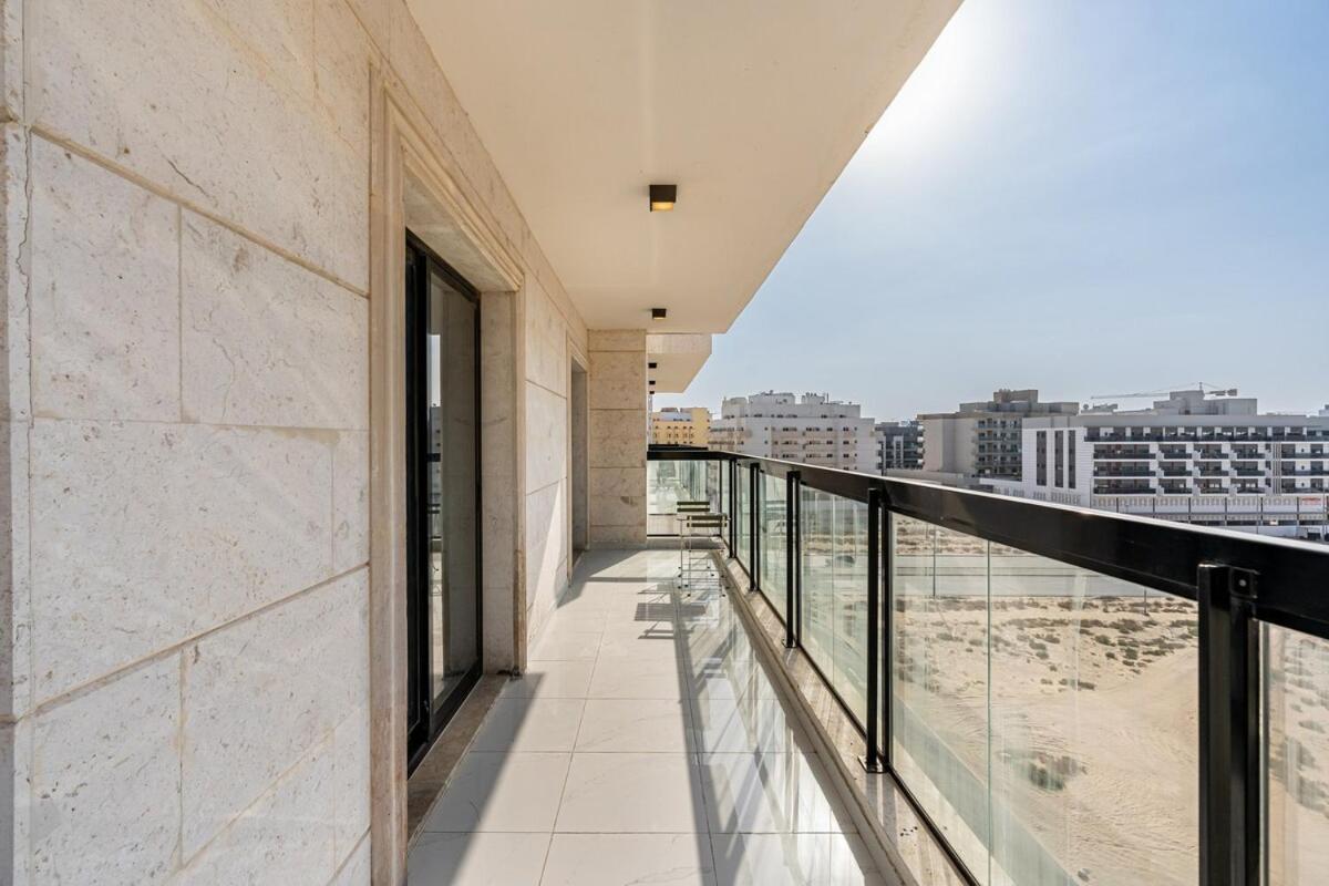 1br With Gym Access And Rooftop Pool * Dubai