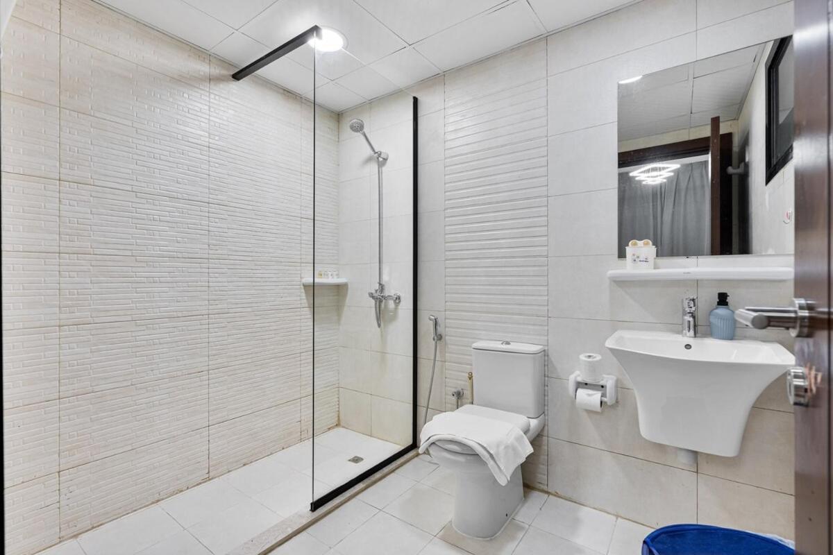 1br With Gym Access And Rooftop Pool