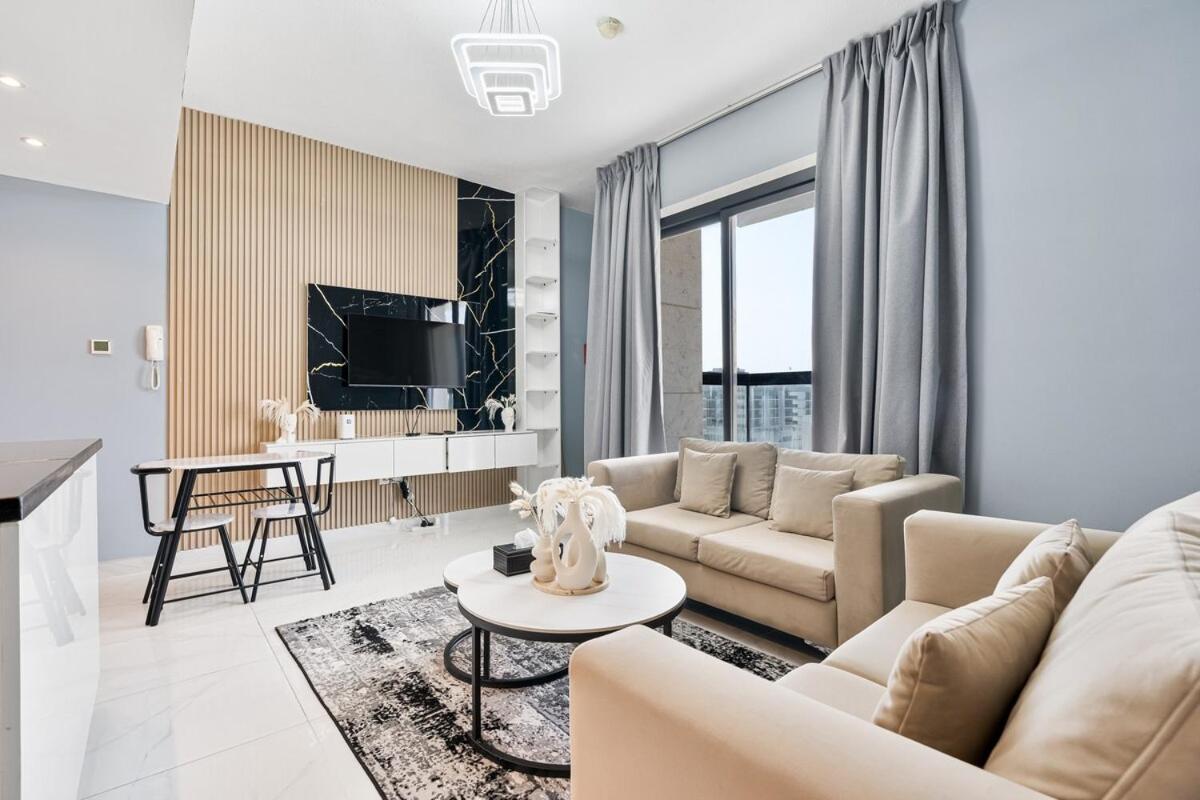 Apartment 1br With Gym Access And Rooftop Pool