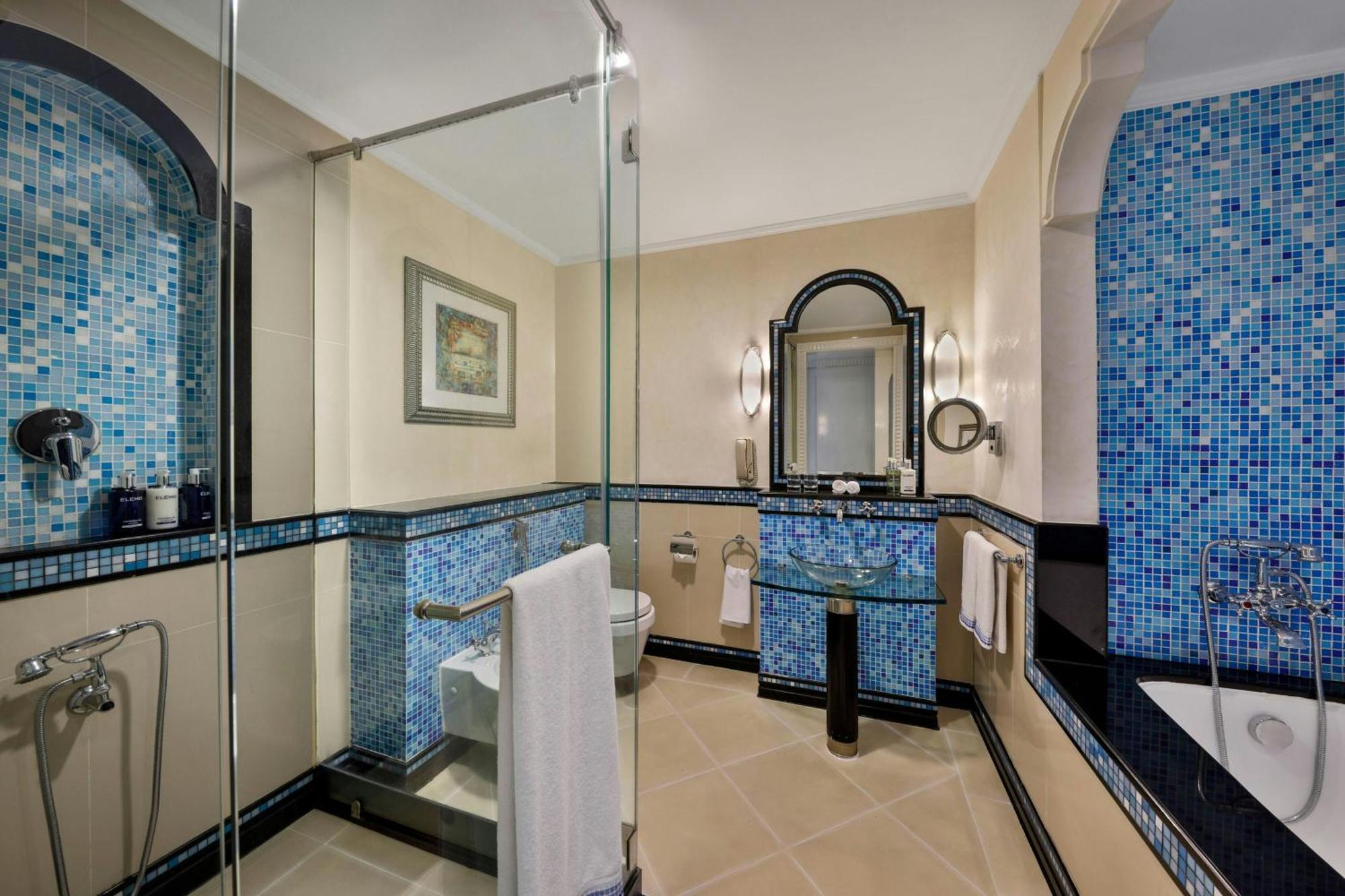 Al Habtoor Grand Resort, Autograph Collection