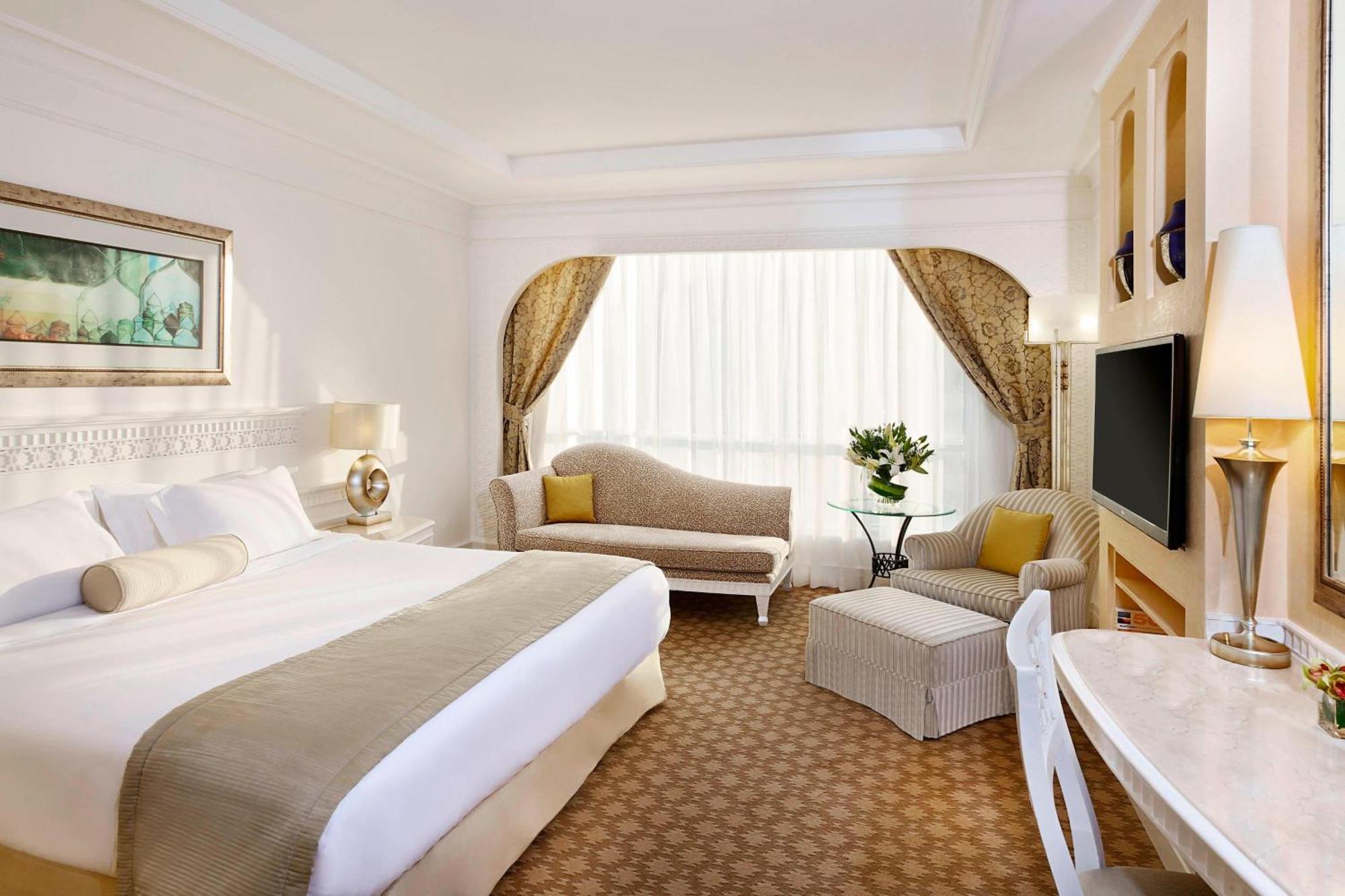 Al Habtoor Grand Resort, Autograph Collection Resort