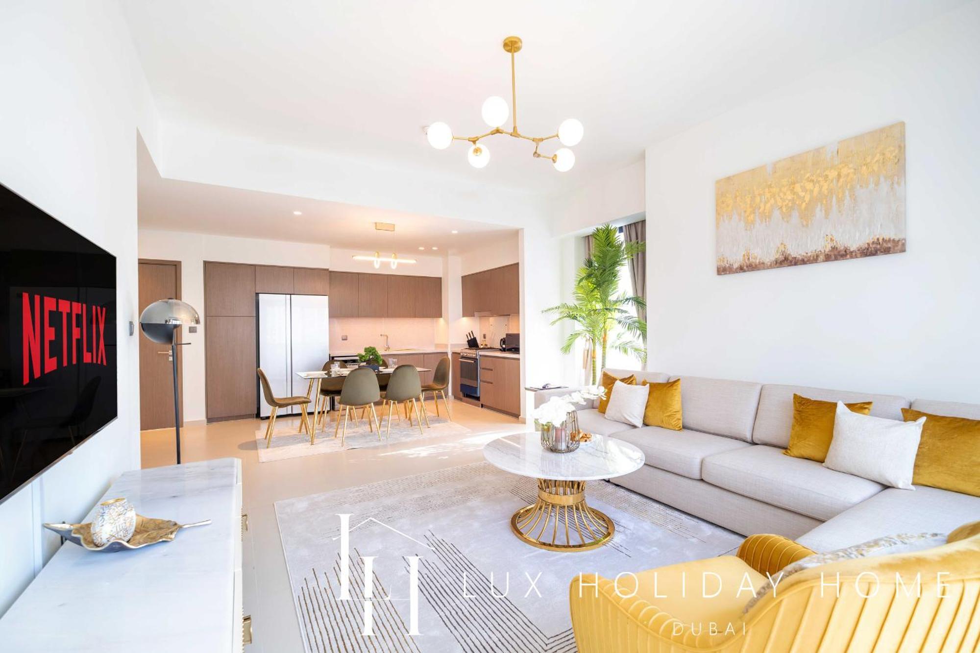 Lux The Downtown Skyline Apartment