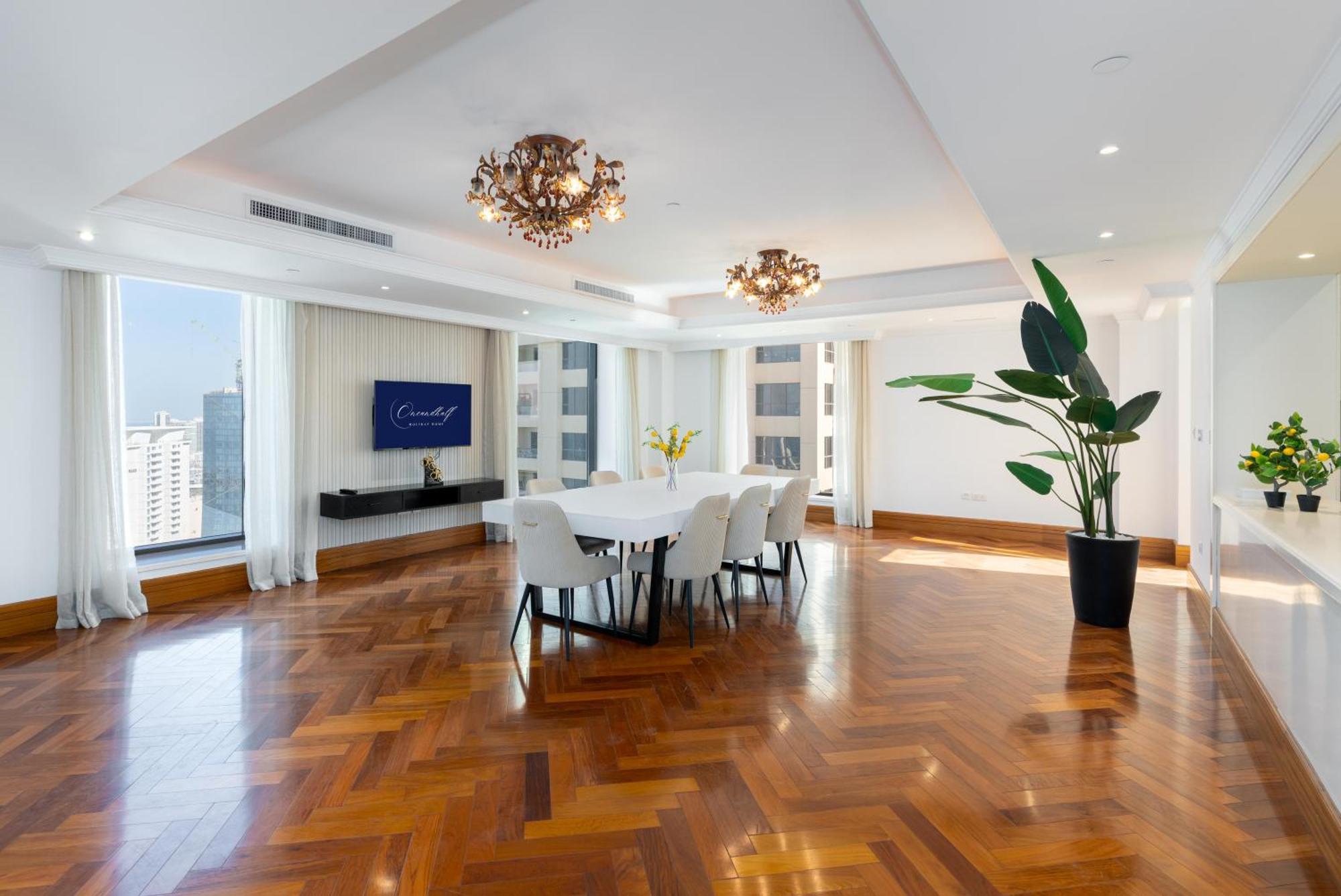 Apartment Penthouse With Private Pool And Maid Service Dubai