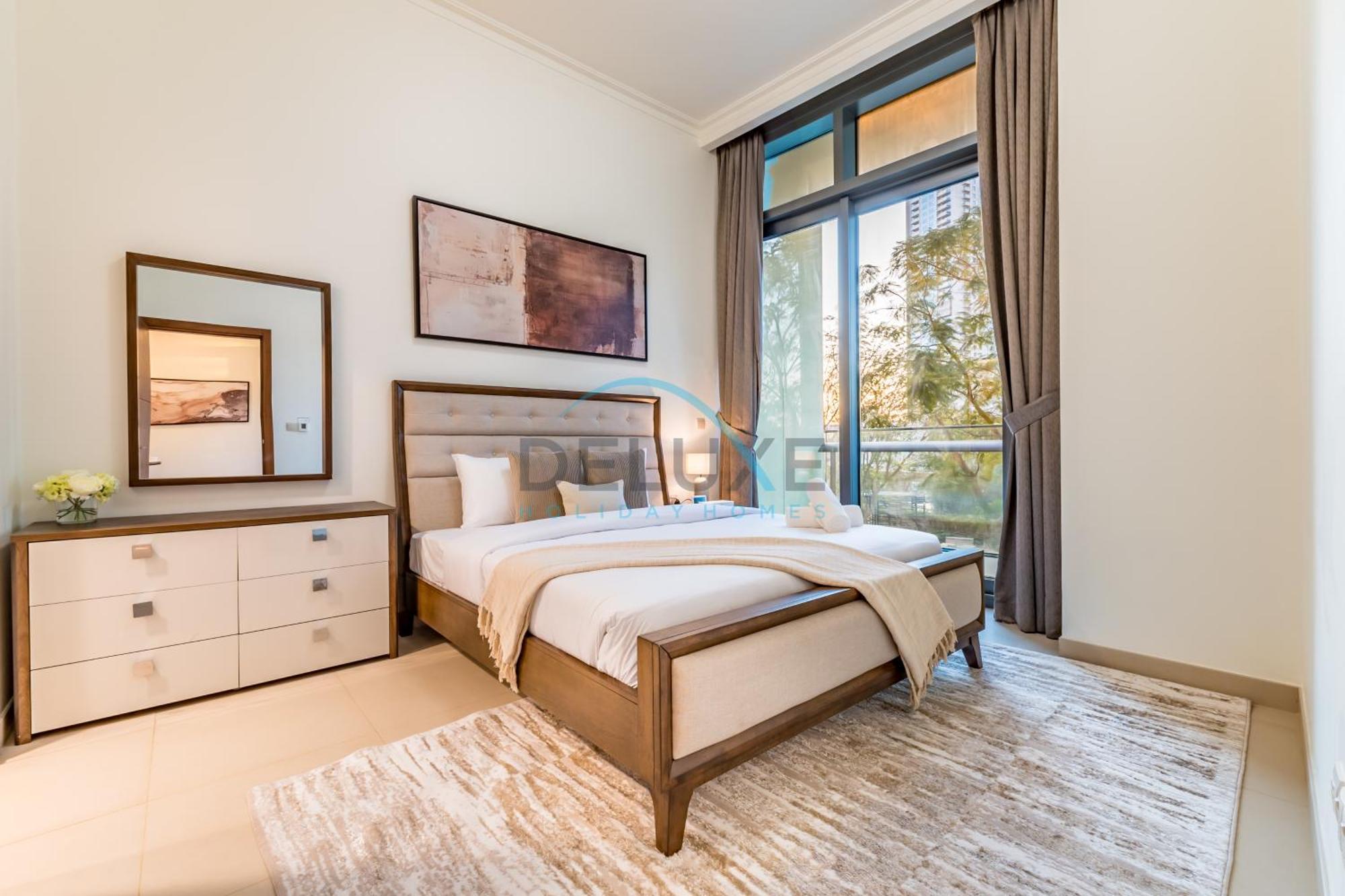 Views 2br Close To Burj Khalifa & Mall, Burj Vista Tower 2, Downtown By Deluxe Homes Apartment