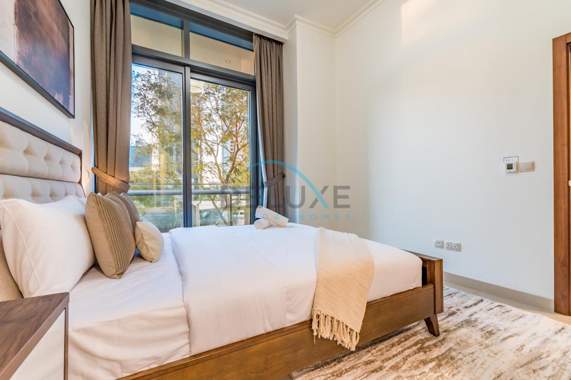 Views 2br Close To Burj Khalifa & Mall, Burj Vista Tower 2, Downtown By Deluxe Homes Apartment