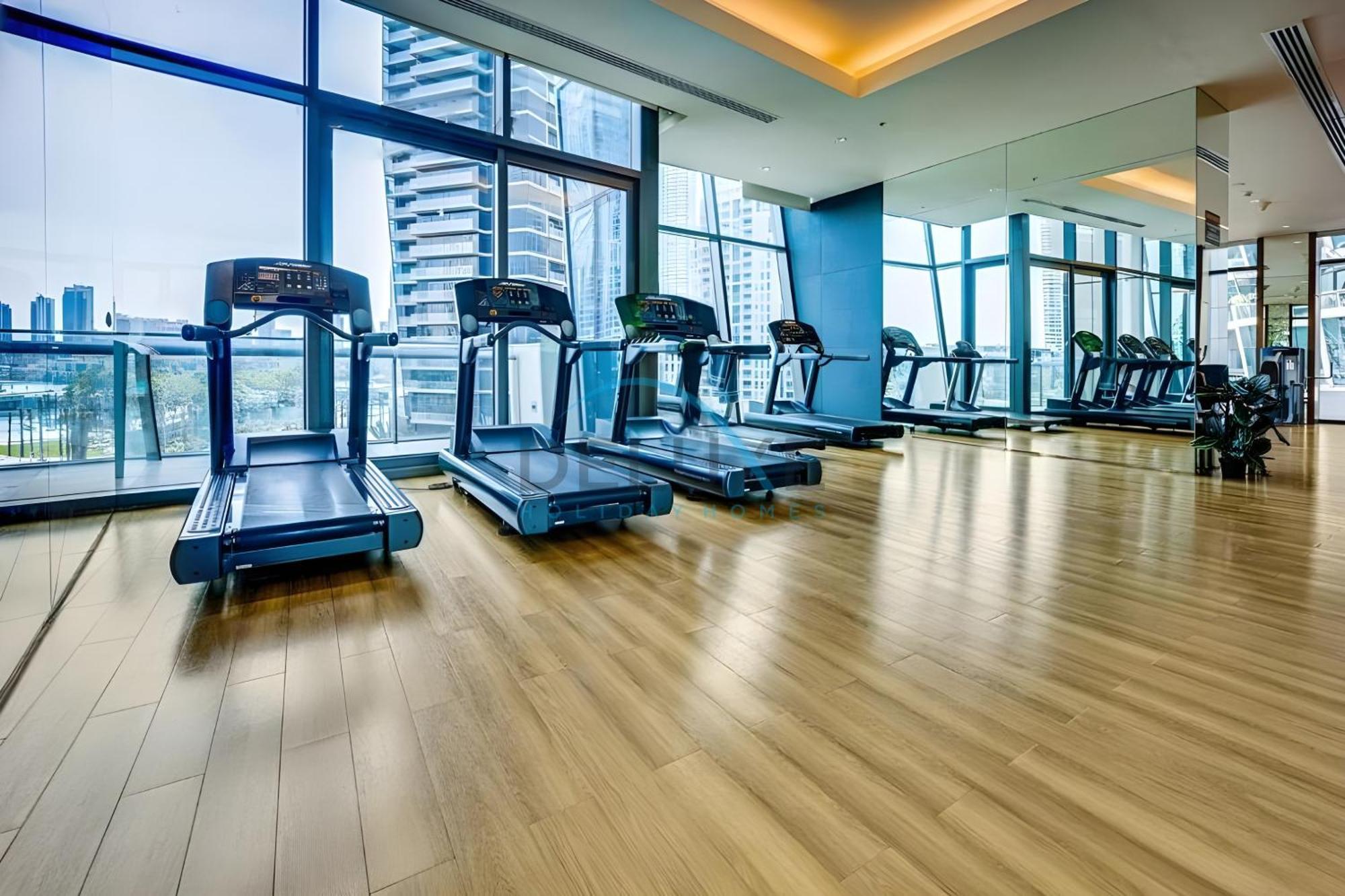 Views 2br Close To Burj Khalifa & Mall, Burj Vista Tower 2, Downtown By Deluxe Homes Apartment *