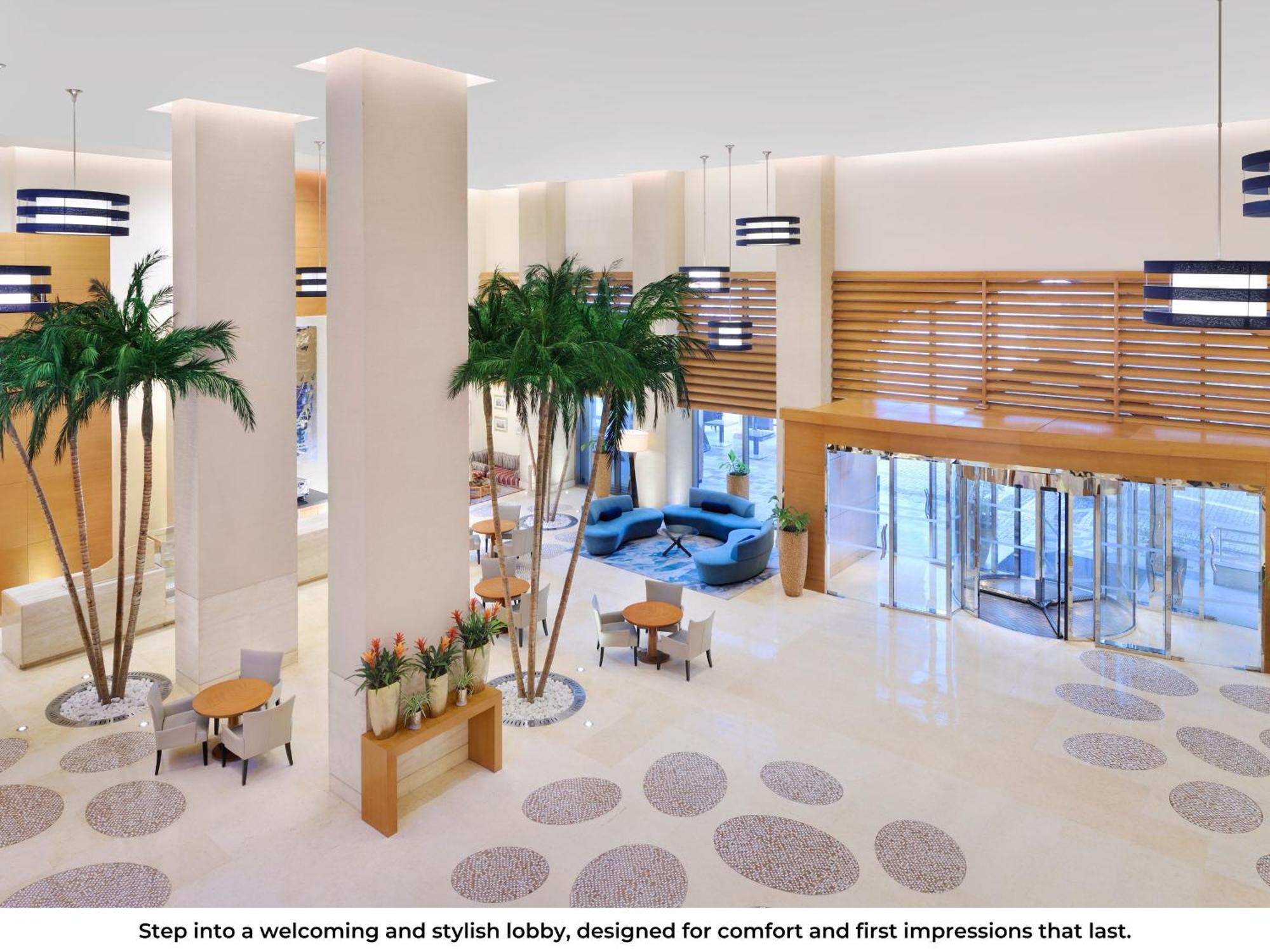 Moevenpick Jumeirah 5*