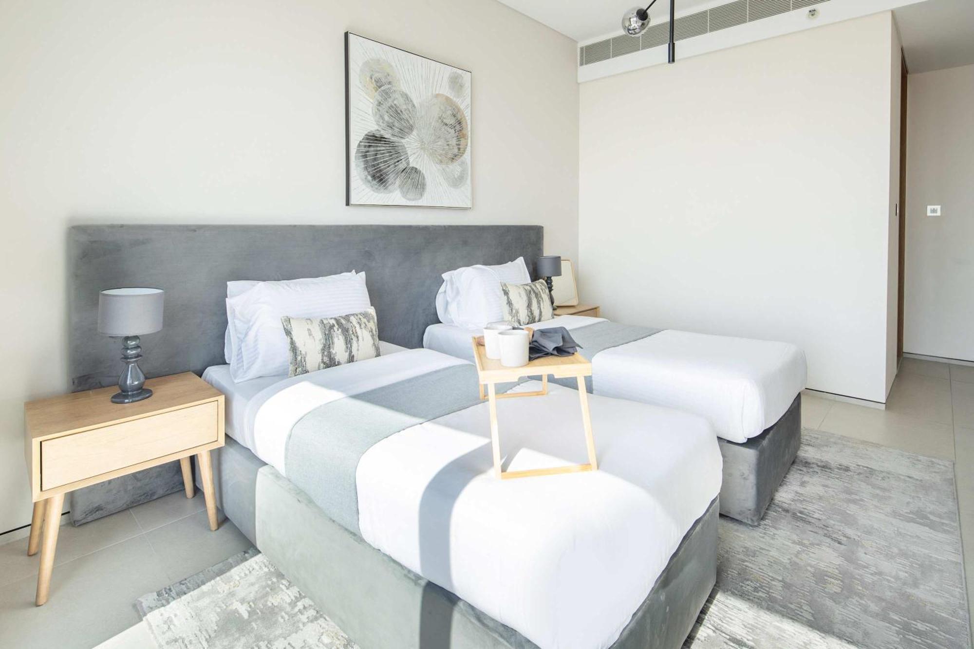 Frank Porter - The Address Jbr Apartment *