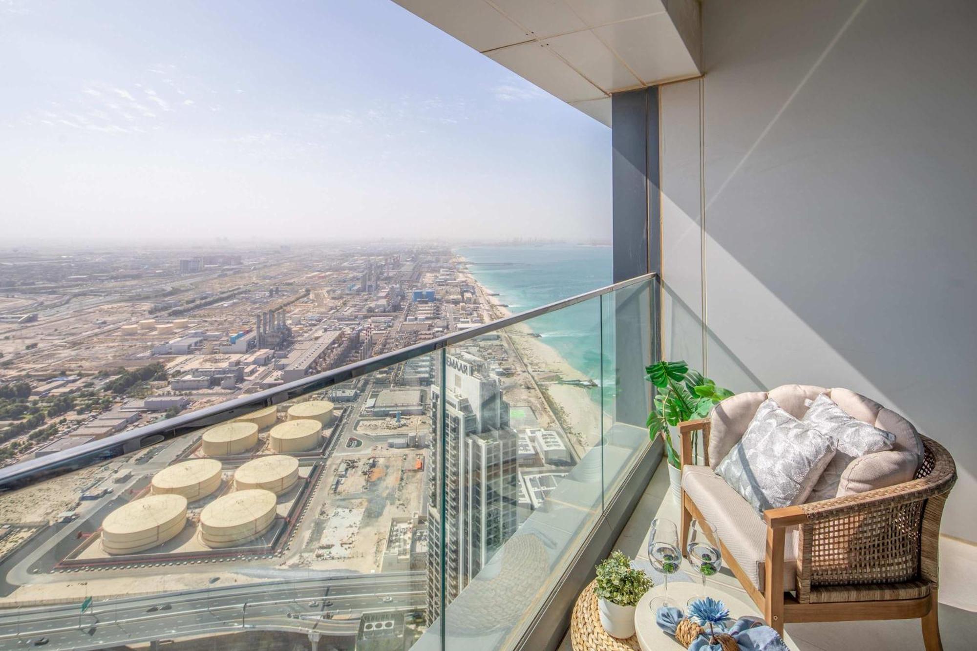 Frank Porter - The Address Jbr Apartment Dubai