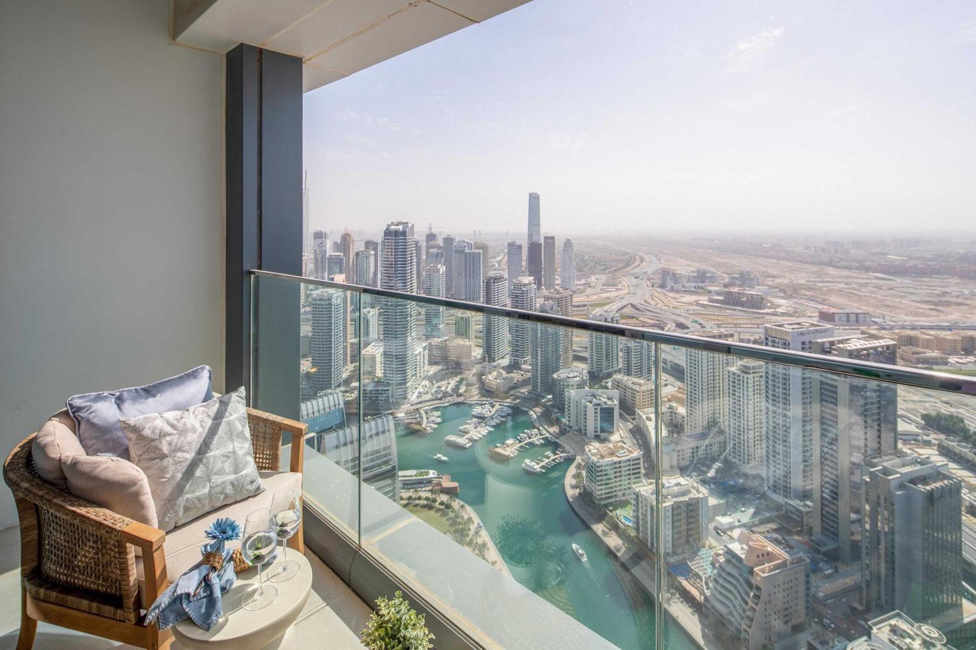 Frank Porter - The Address Jbr Apartment