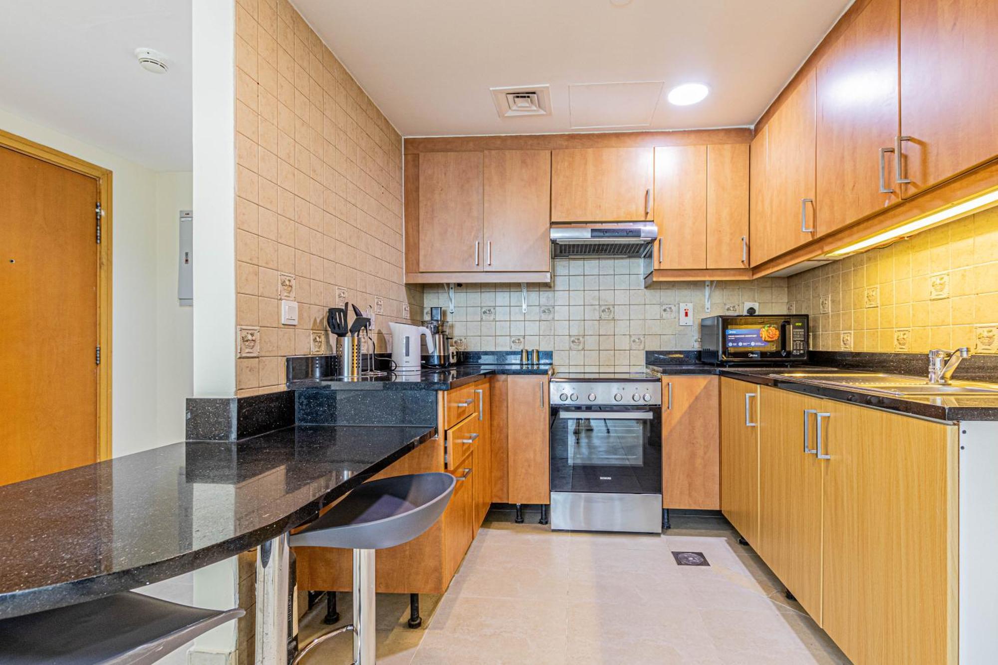 Apartment Prime 1br At Global View Walk To The Metro Dubai
