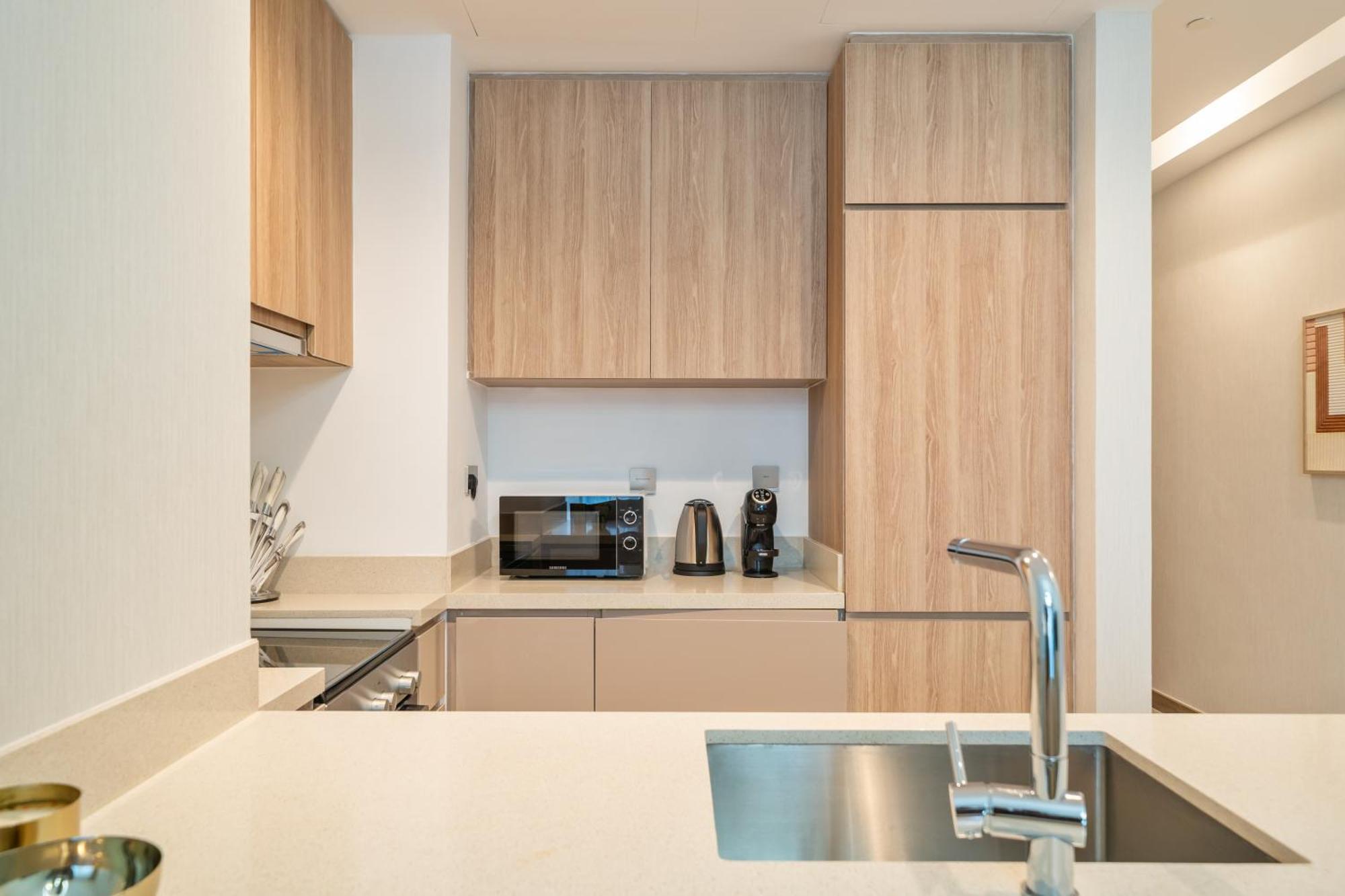 Designer 1br Missoni Newly Built And Fully Equipped *