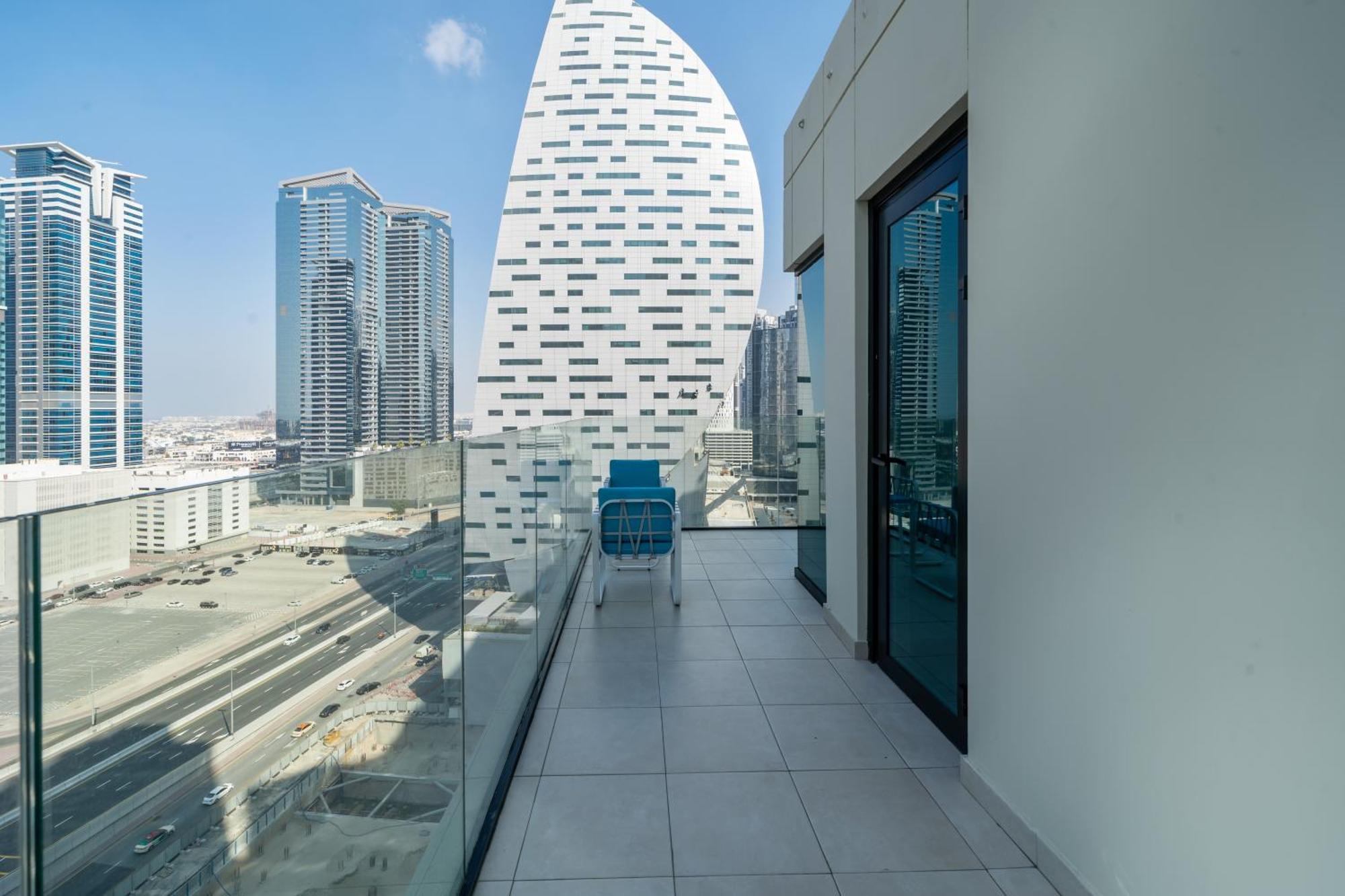 Designer 1br Missoni Newly Built And Fully Equipped Apartment Dubai