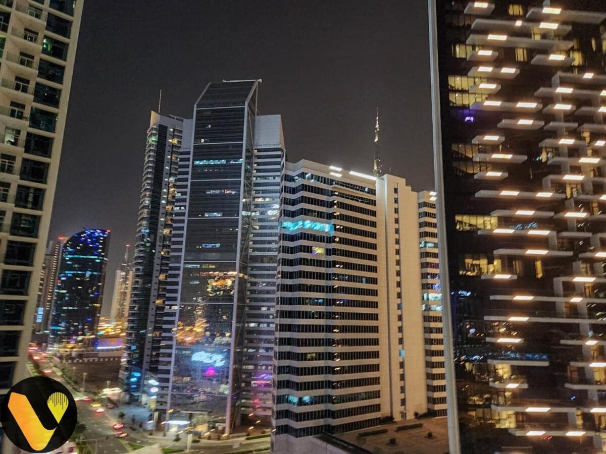 Vogue Damac Maison Prive Balcony & Pool With Canal View Prime Business Bay Location, Steps From Downtown & Burj Khalifa Apartment