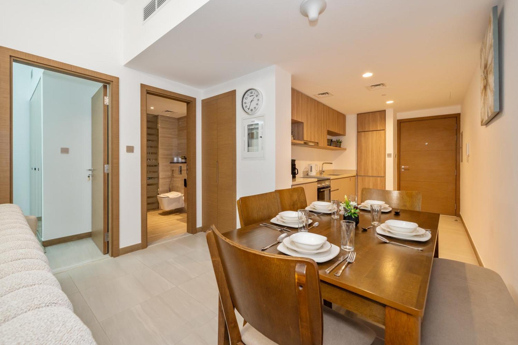 Exquisite 1-bedroom Fully Furnished At Missoni Apartment *